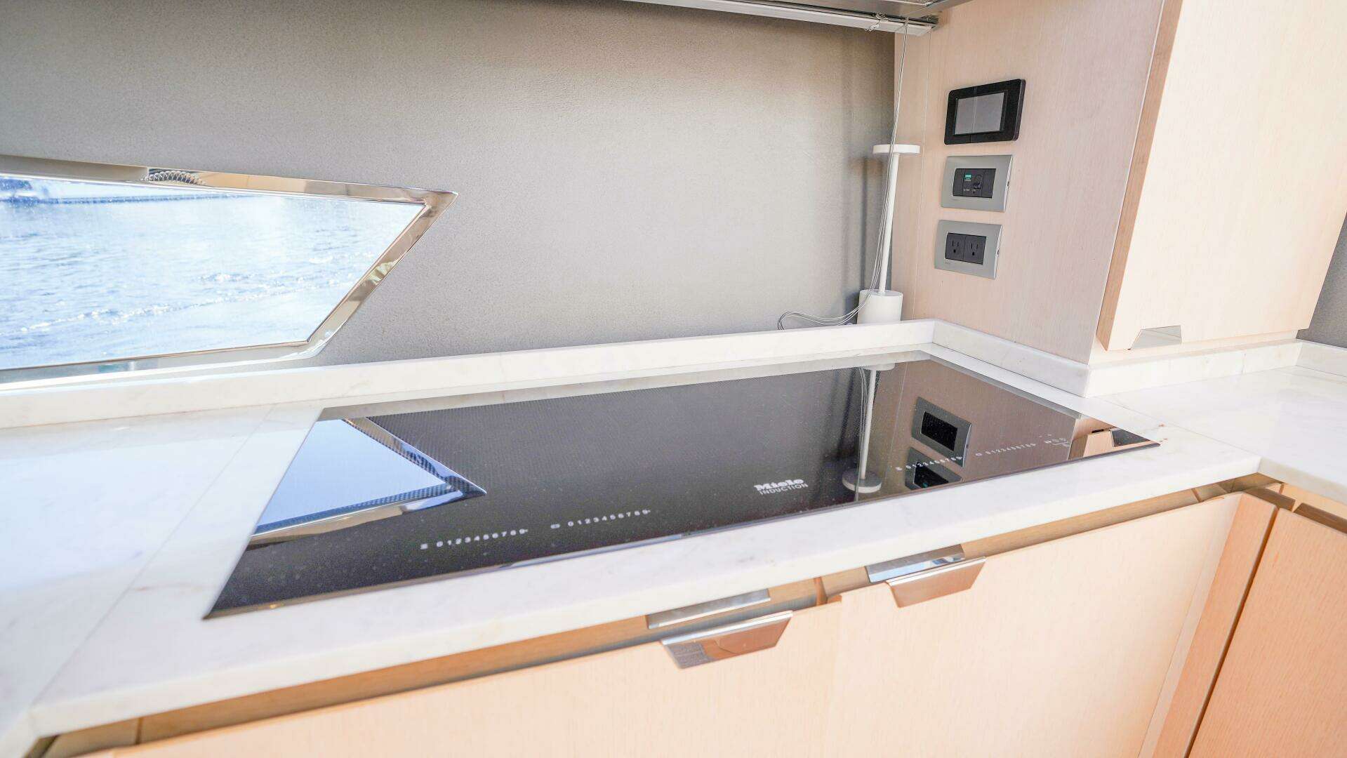 2019 Rio Yachts Colorado 56 - Image 24