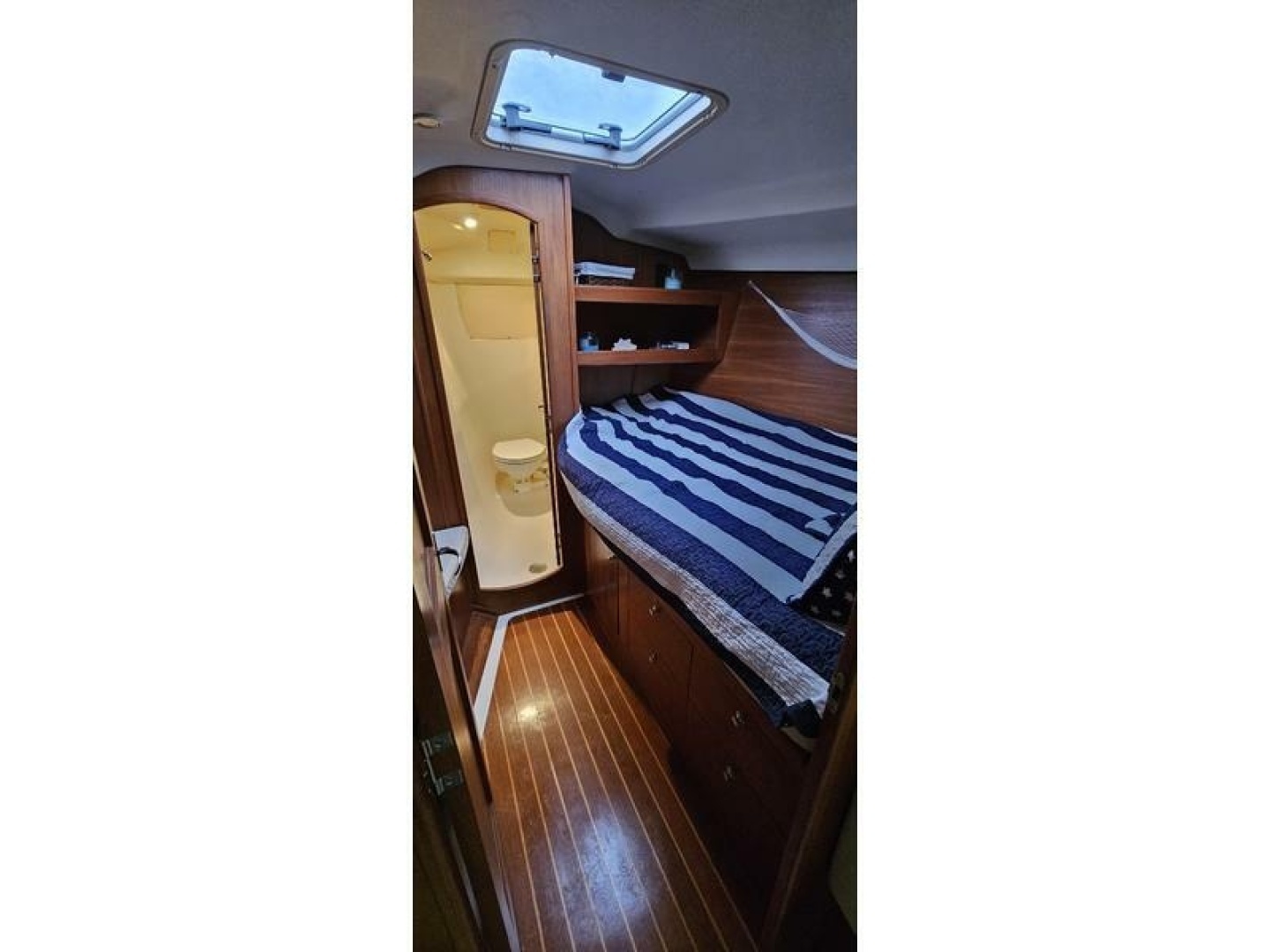 2002 Hunter 420 - Image 30