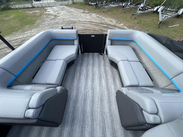 2025 Bennington M Quad Bench 22 MFB - 7