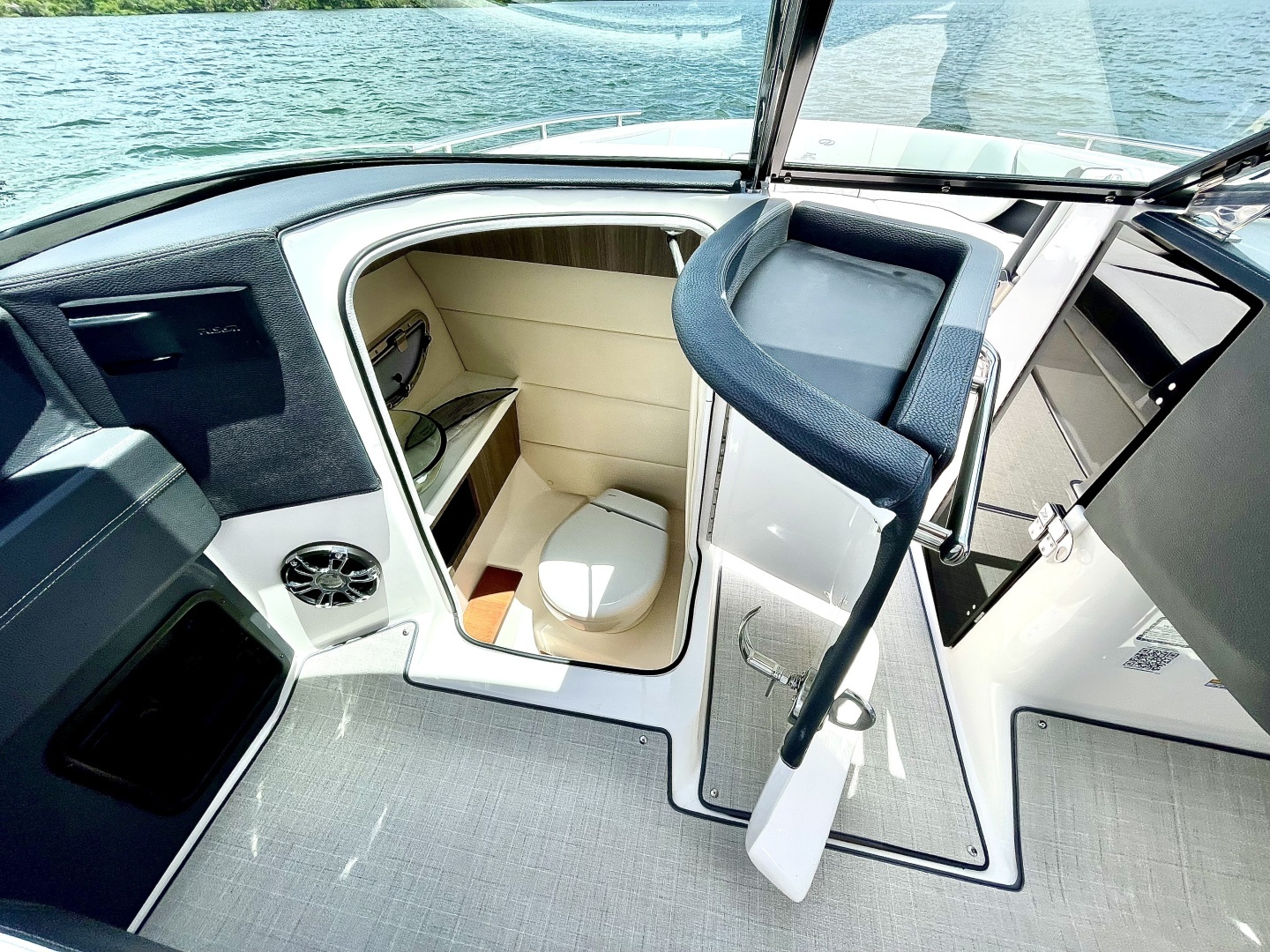 2023 Regal 29 OBX - Image 20