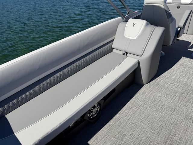 2026 Tahoe 2585 Cascade QL - 30