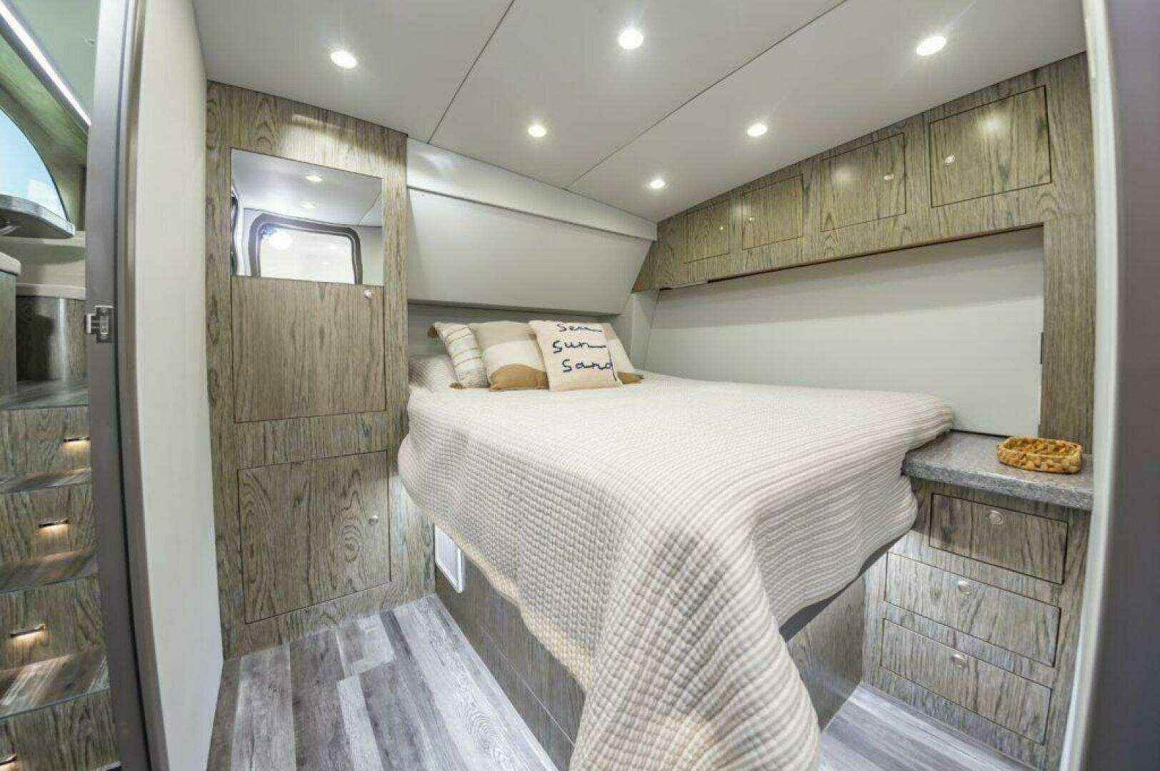 2025 Custom Carolina Sportfish - Image 40