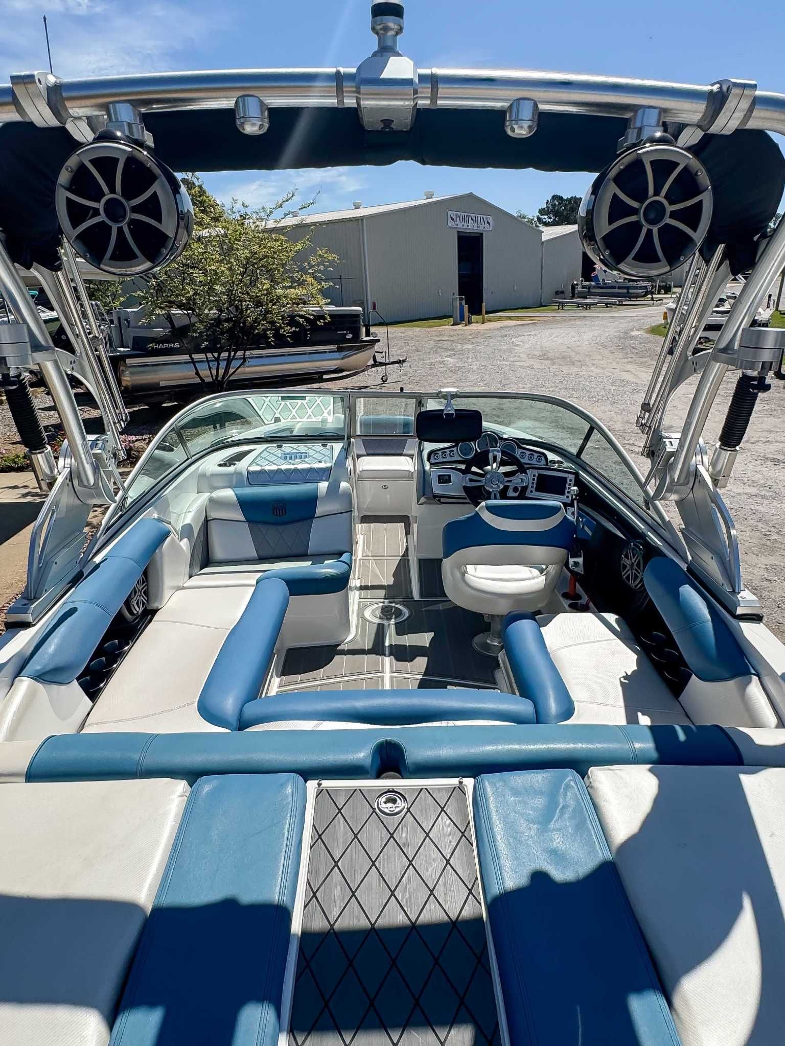 2013 MasterCraft X2 - 10