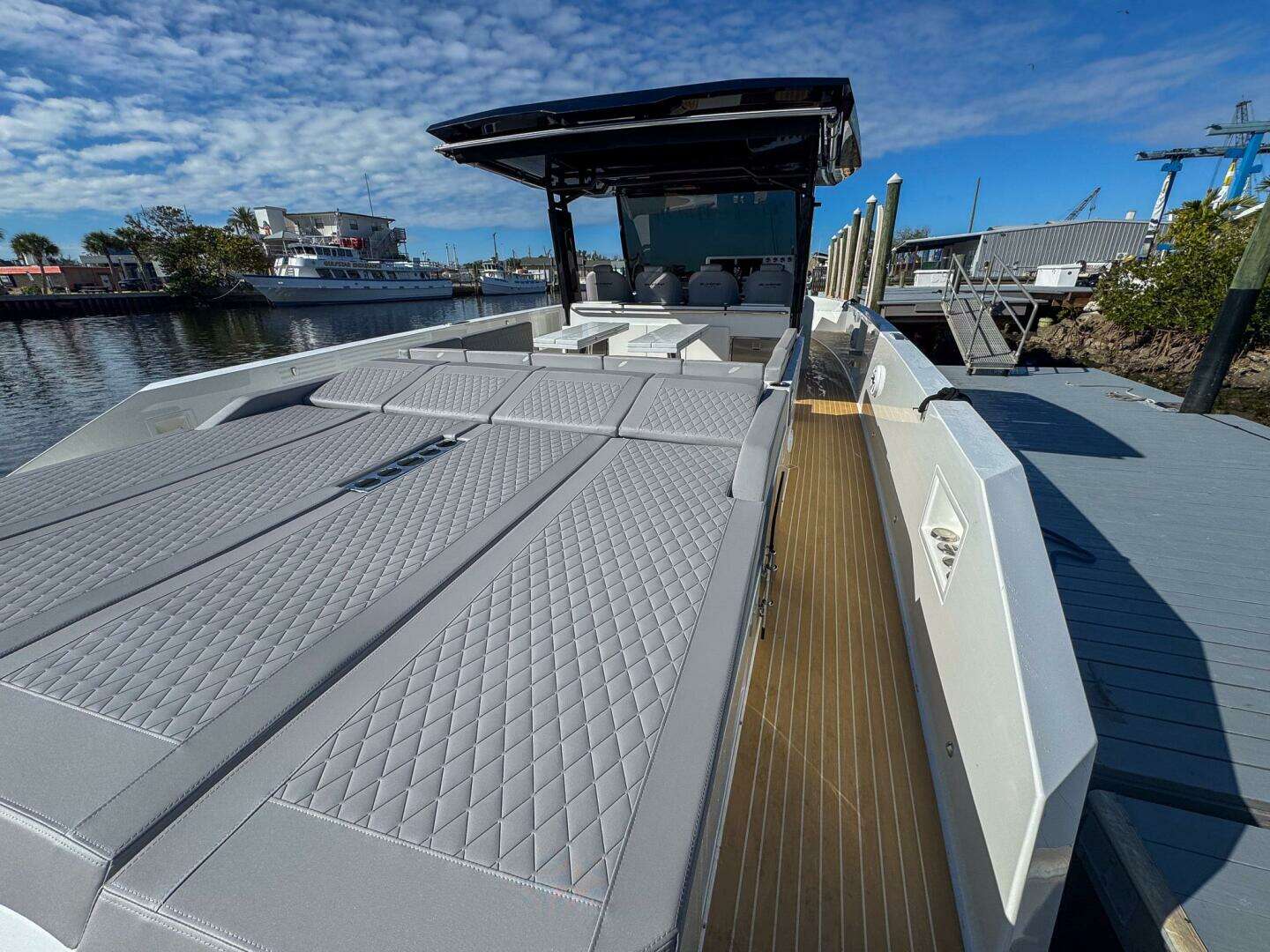2026 De Antonio Yachts D42 - Image 9