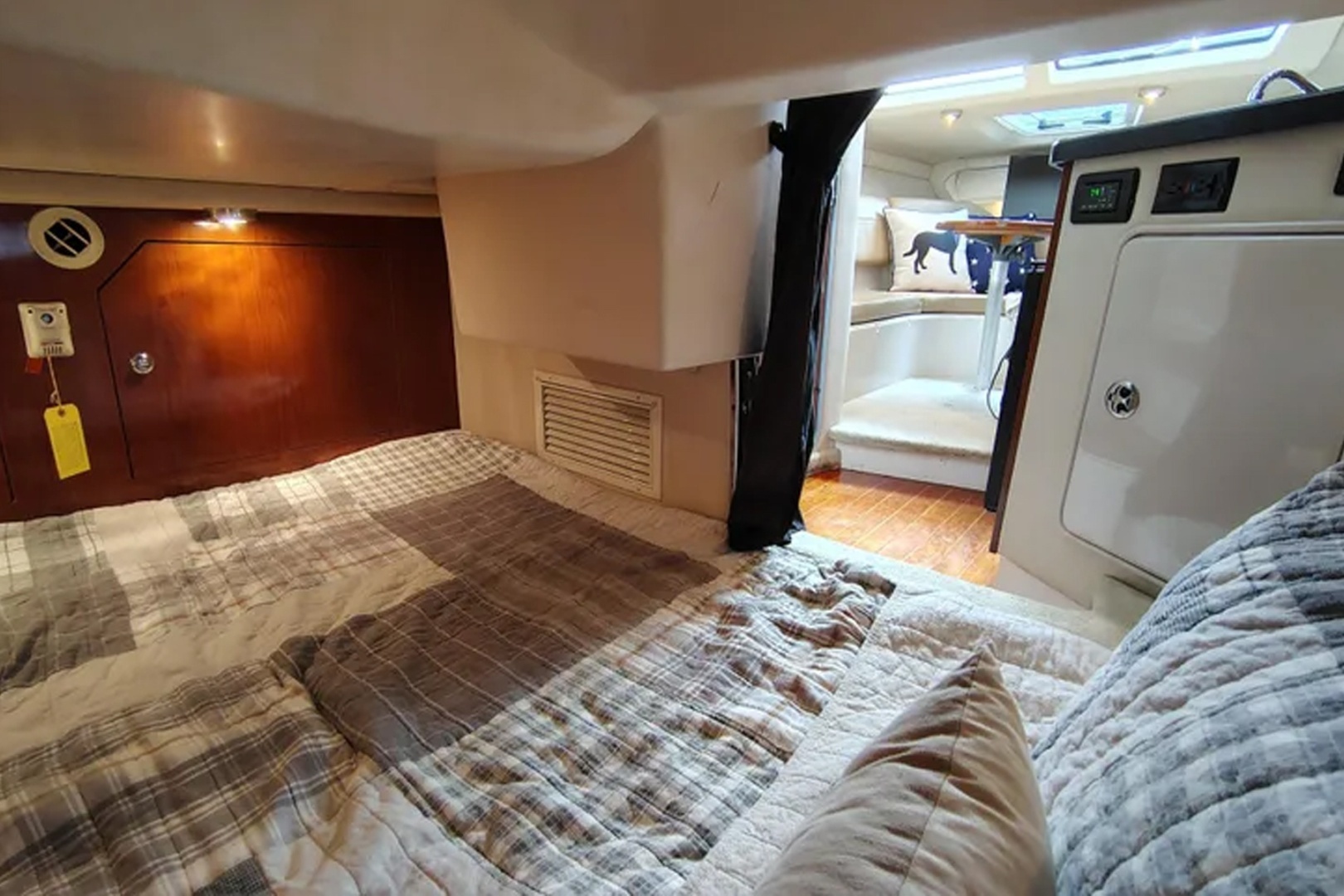 2008 Regal 2565 Window Express - Image 29