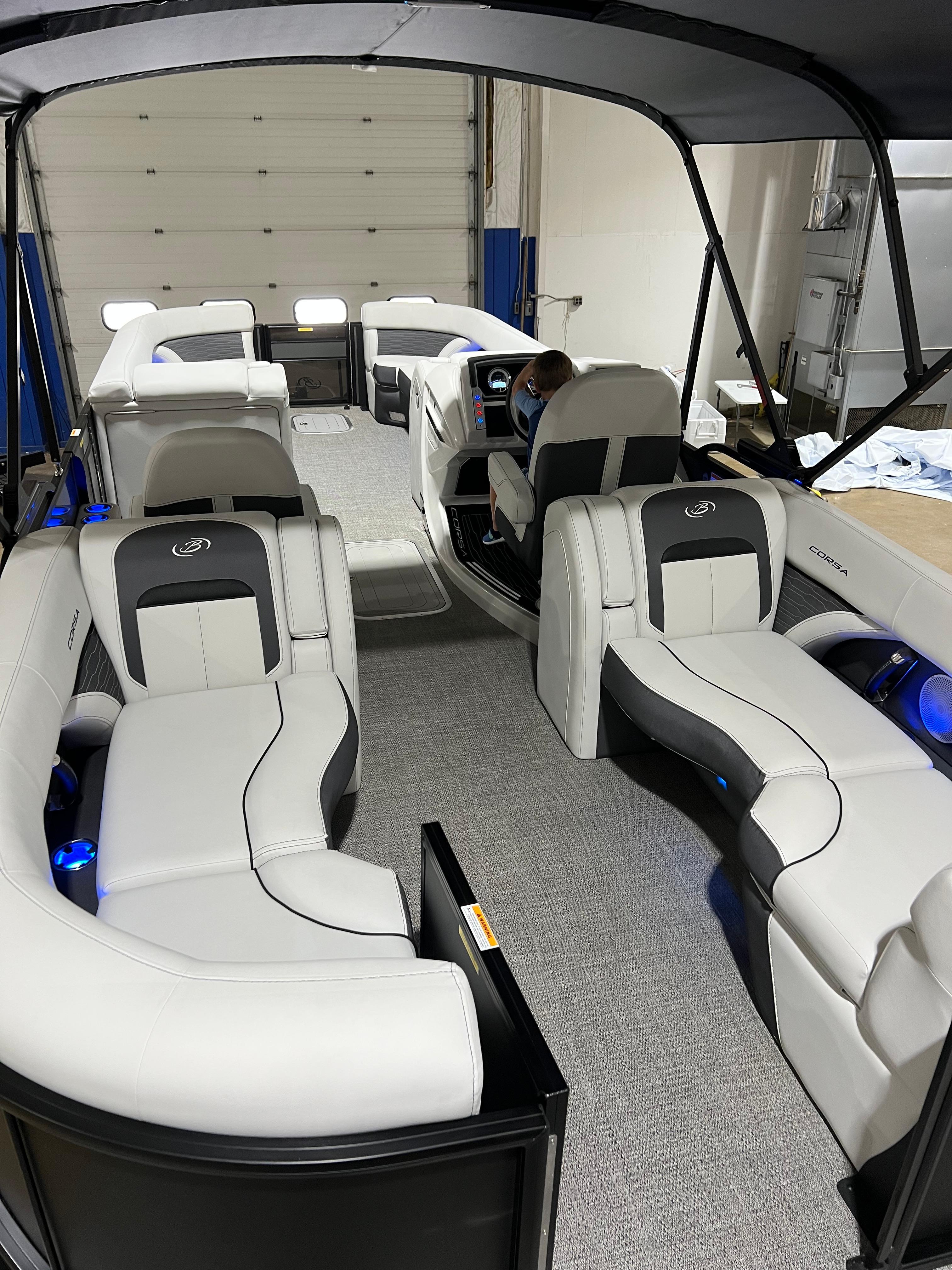 2023 Barletta Corsa 25QC - 10