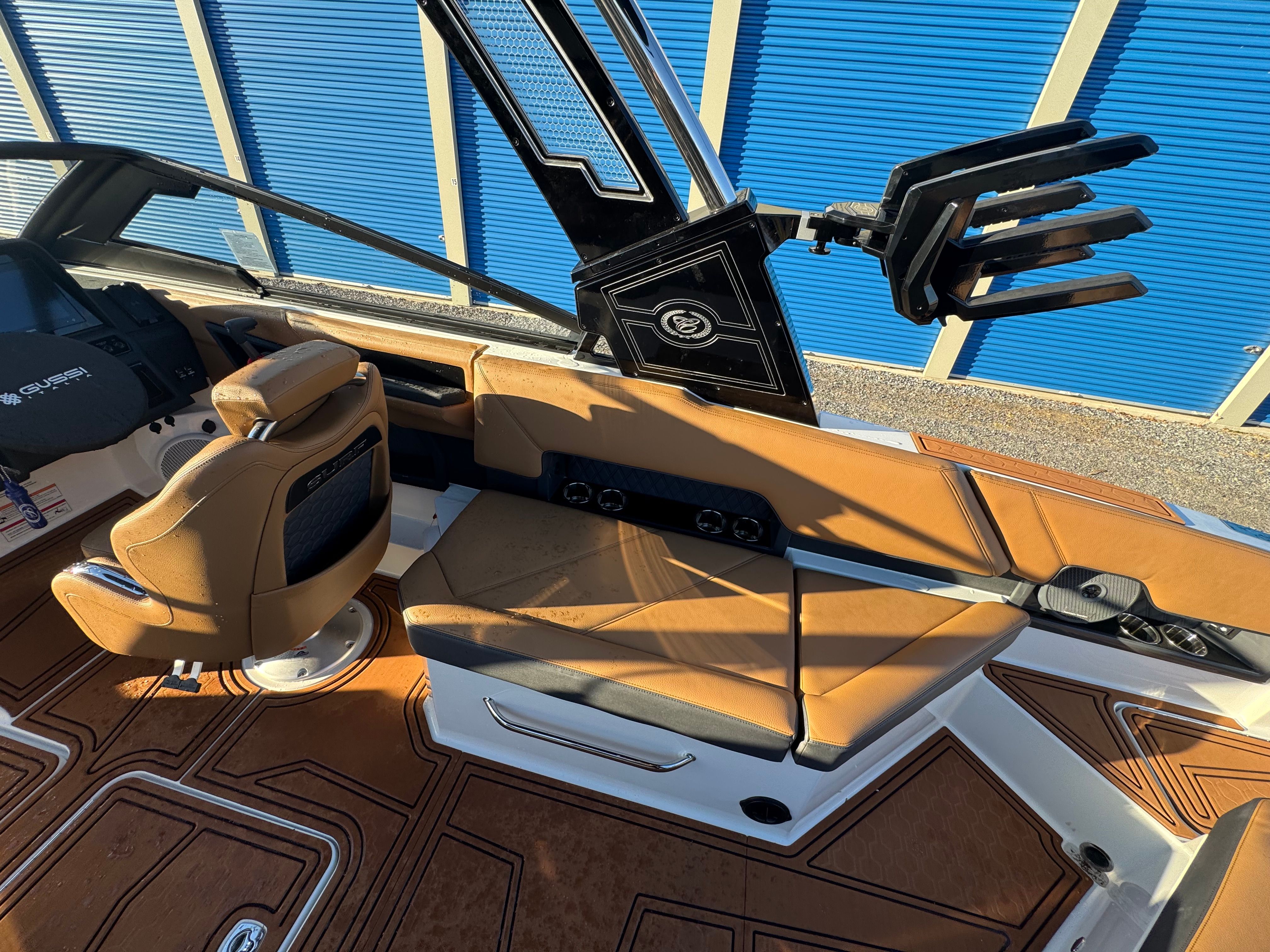 2026 Cobalt R8 Surf - 19