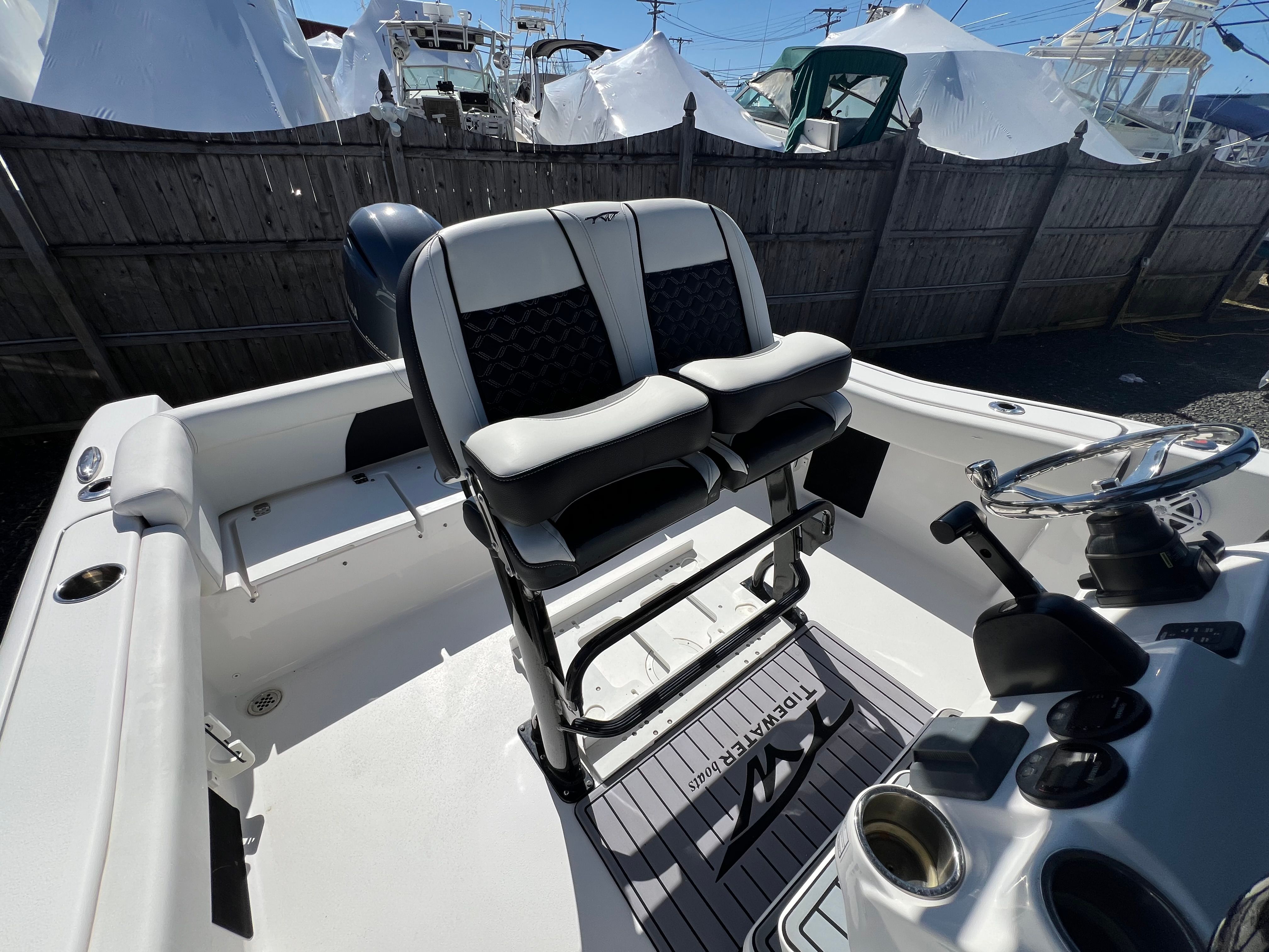 2022 Tidewater 220 LXF - 23