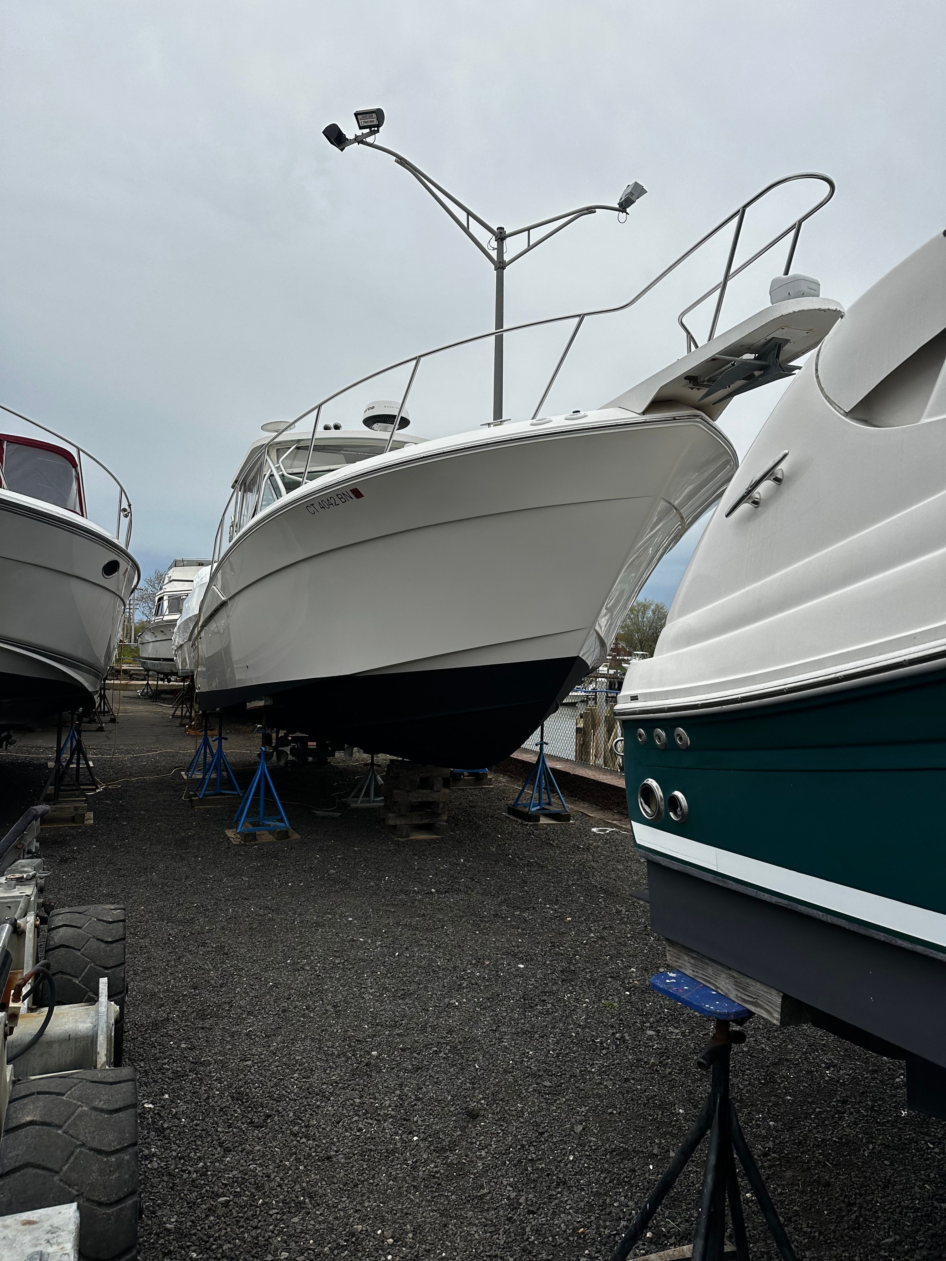 2005 Wellcraft 330 Coastal - 27