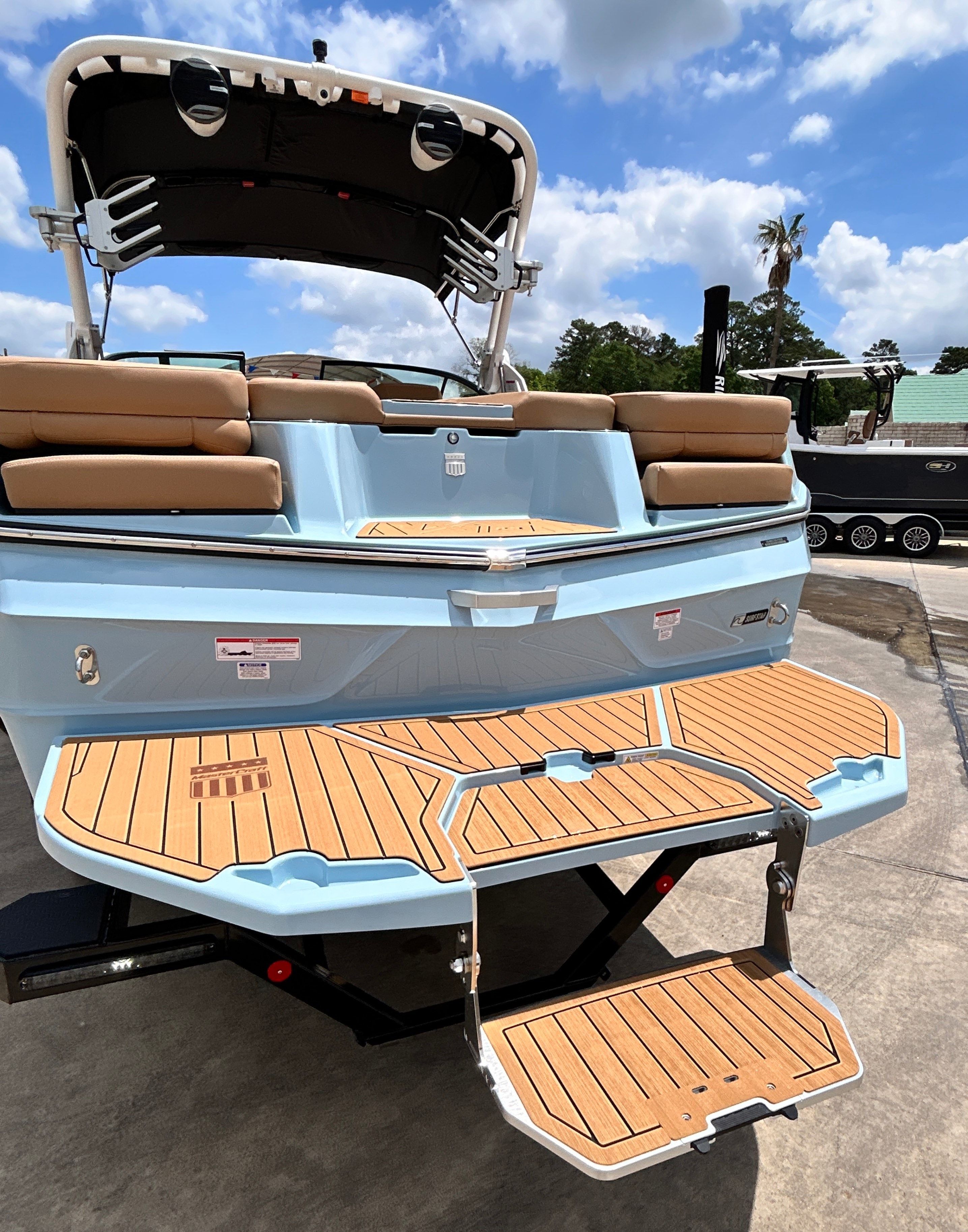 2026 MasterCraft XT23 - 13