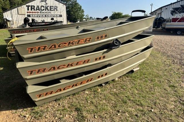 2026 Tracker Grizzly 10 Jon