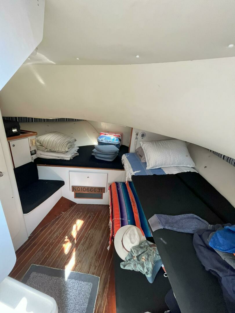 1997 Pursuit 300 Offshore - Image 10