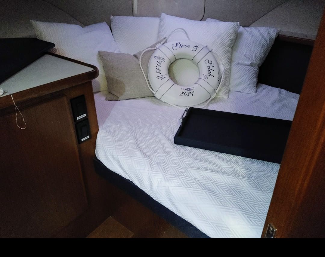 1995 Carver 430 Cockpit Motor Yacht - 16