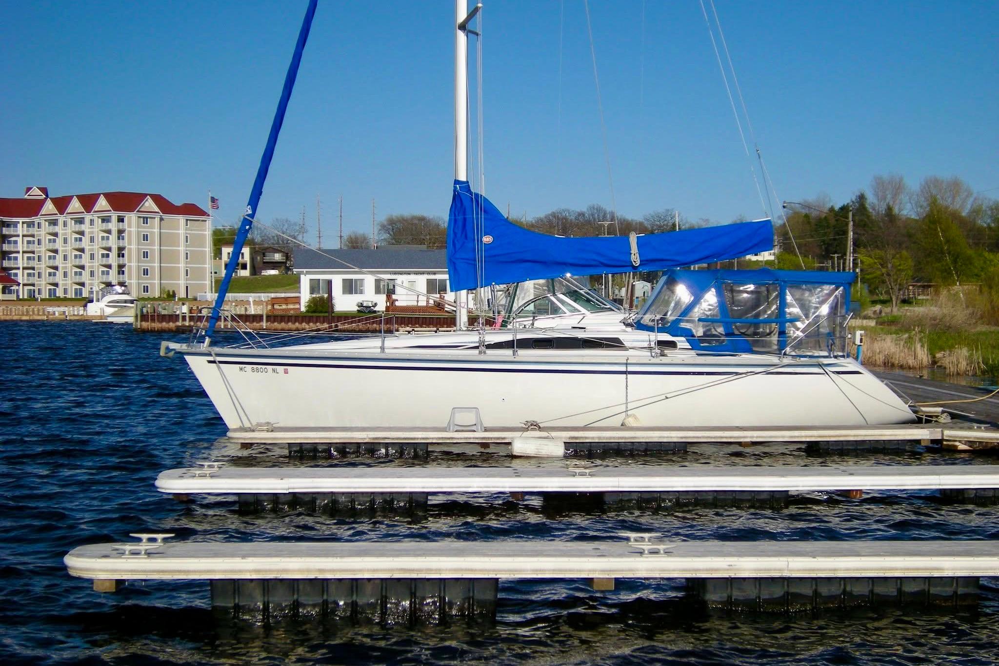 1987 Hunter Legend 35
