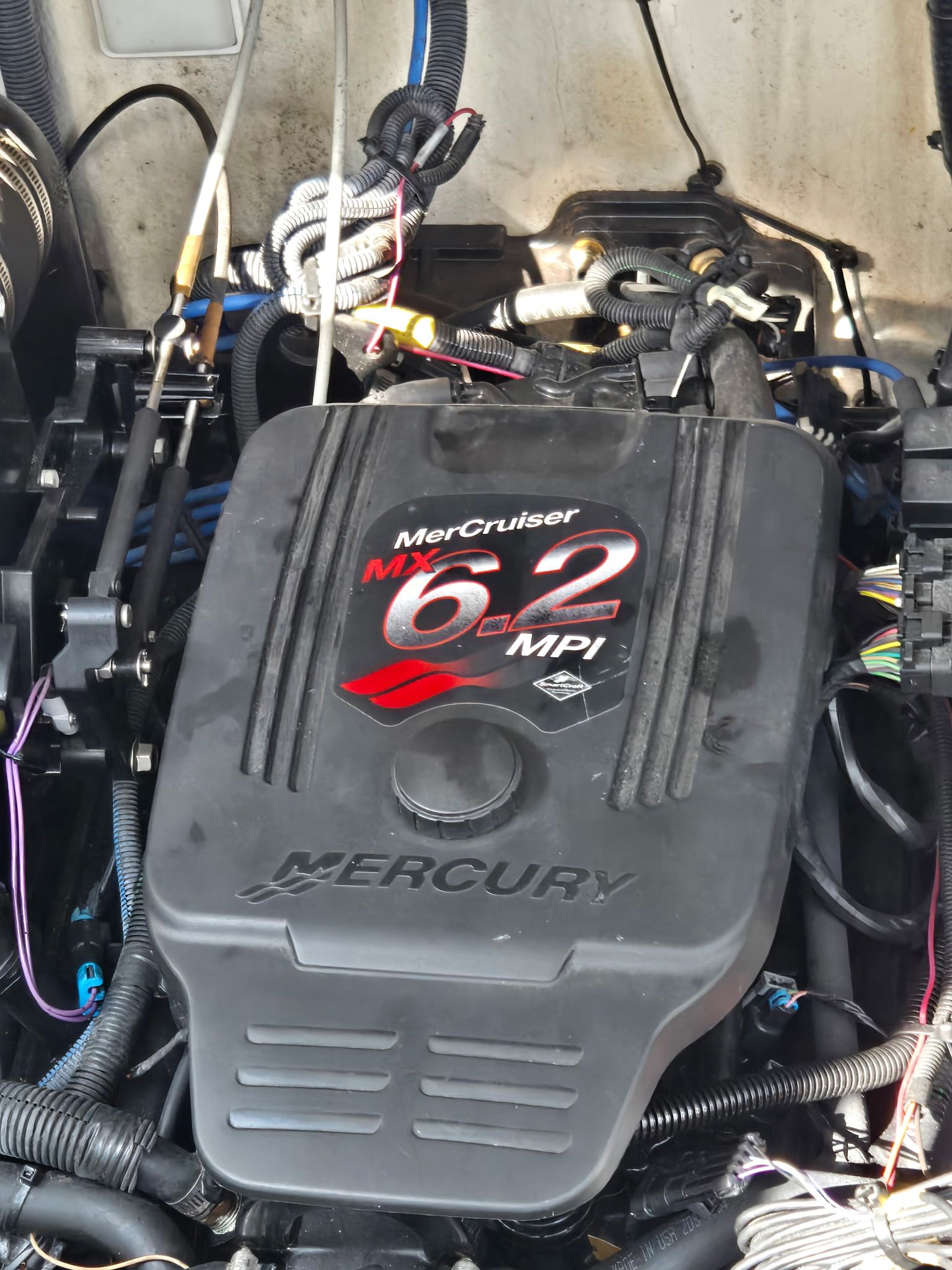 A MerCruiser MX 6.2 MPI engine in a 2006 Sea Ray 300 Sundancer boat.