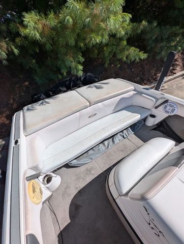 2004 Moomba Outback - 11
