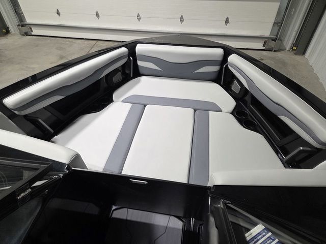 2026 Axis T220 - 22