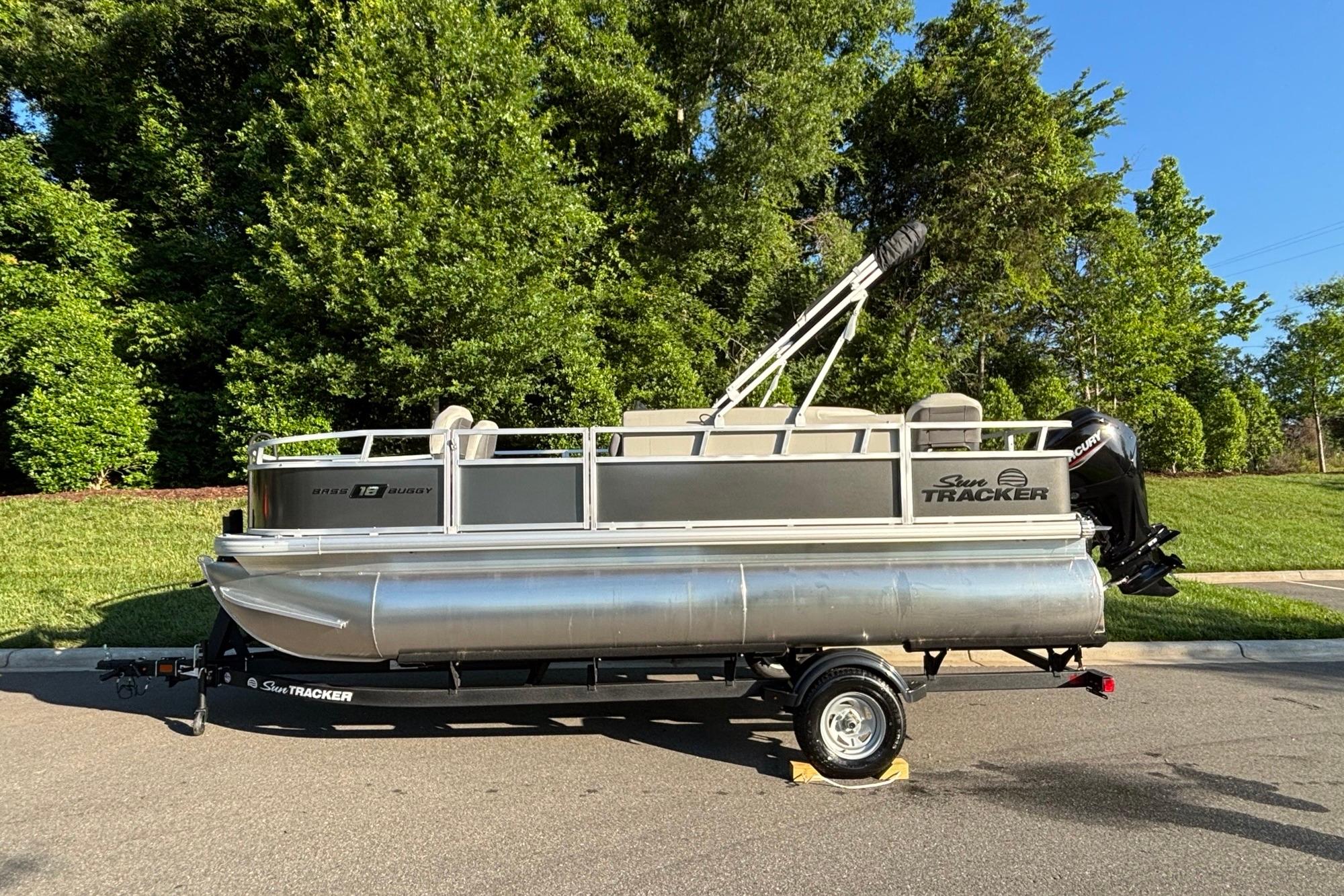 2026 Sun Tracker Bass Buggy 18 DLX