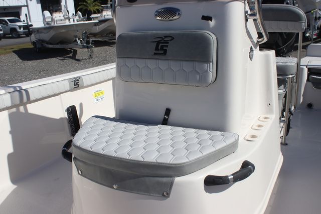 2025 Carolina Skiff LS Series 19LS - 11