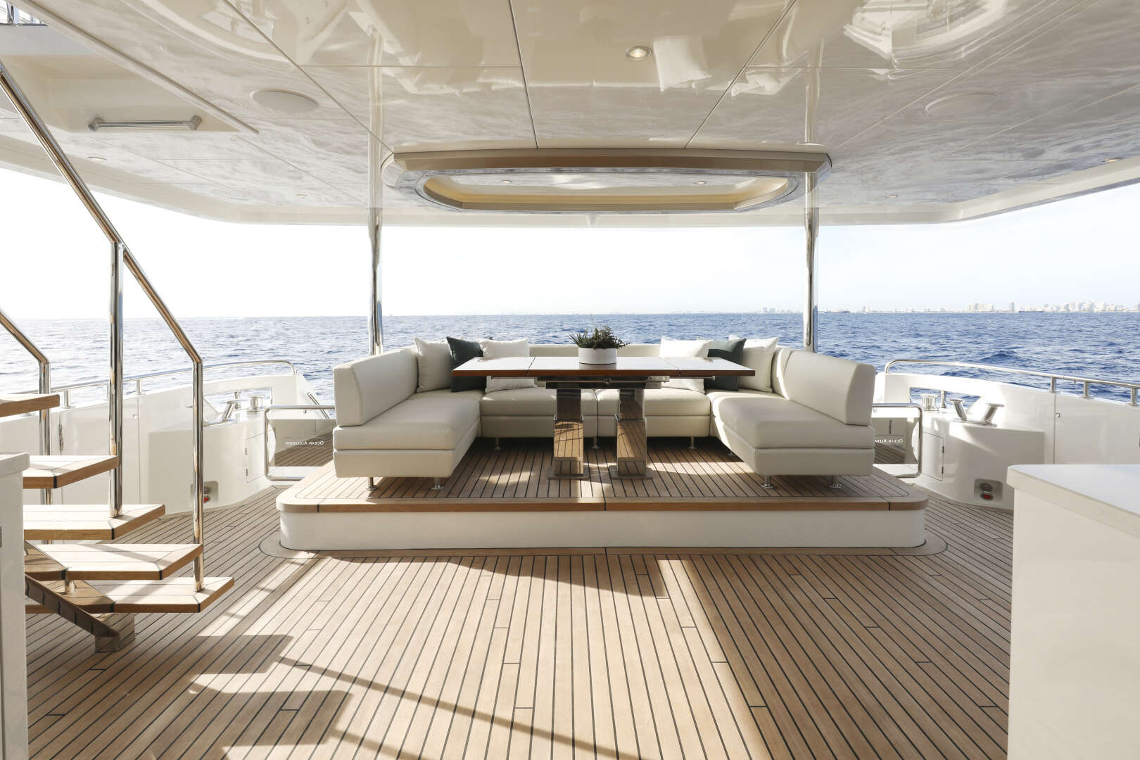 2026 Ocean Alexander 28L - Image 31
