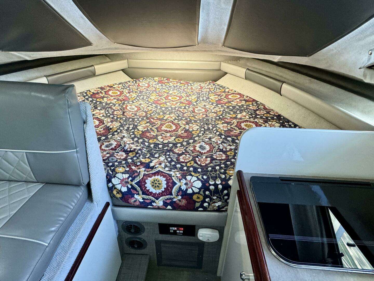 1997 Bayliner 2859 Ciera Express - Image 48