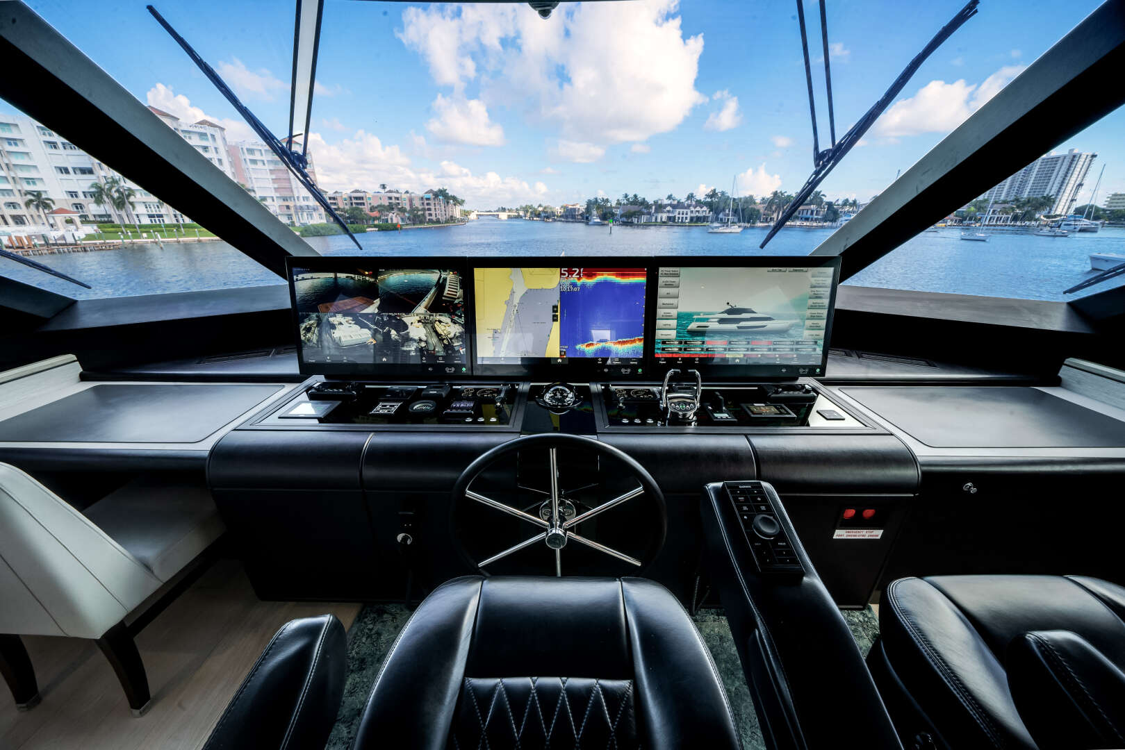 2022 Ocean Alexander 32L - Image 66