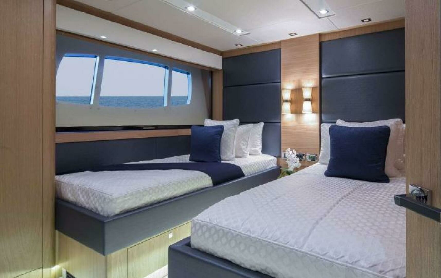 2013 Sunseeker 115 - Image 17