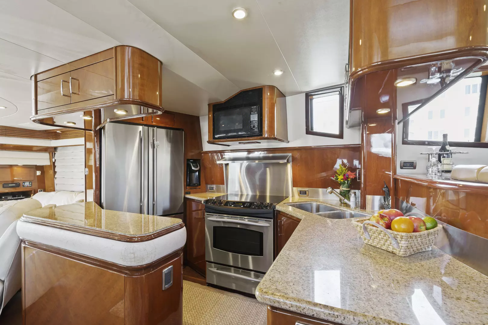 2006 Marquis 65 Pilothouse - Image 25