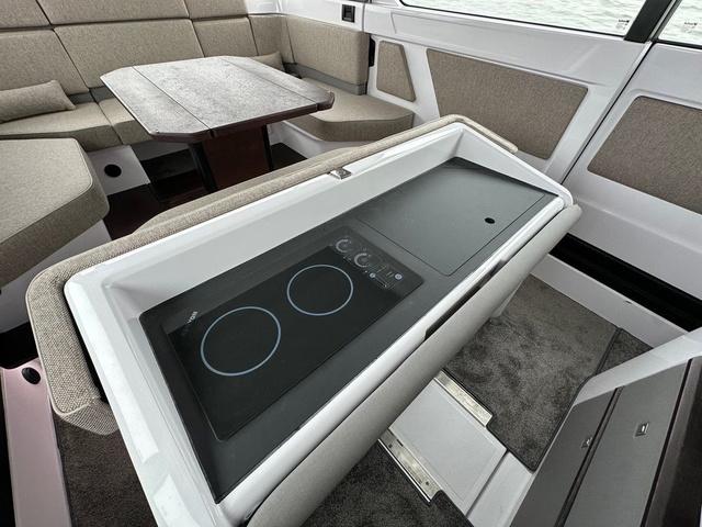 2024 Axopar 45 XC Cross Cabin - 15
