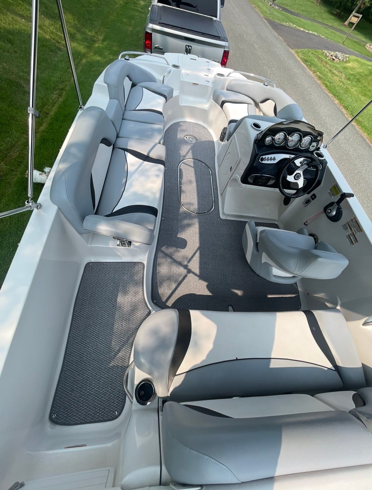 Interior view of a 2015 Starcraft Star Step 220 I/O boat.