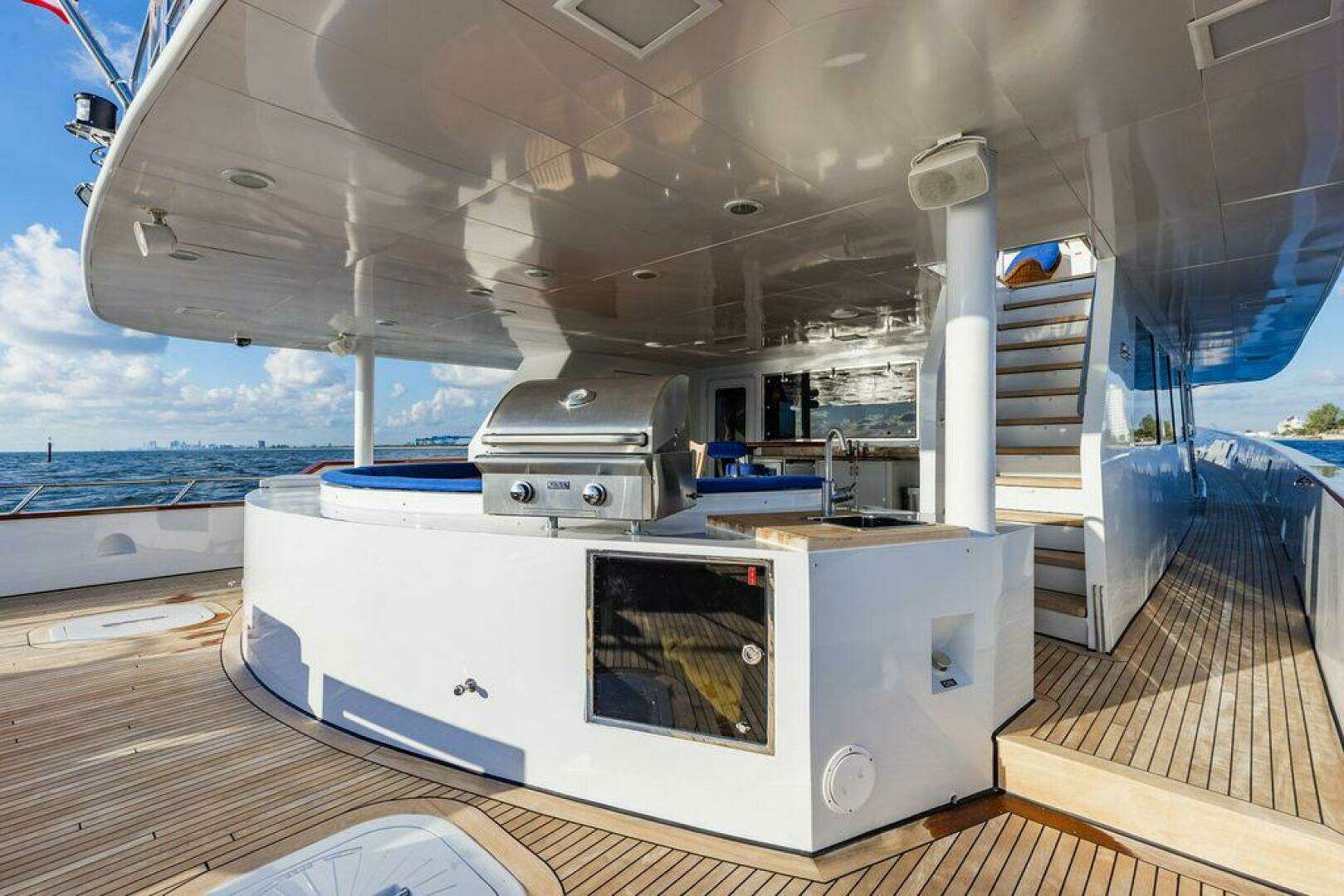 2009 Crystal Yachts Enclosed Pilothouse - Image 5