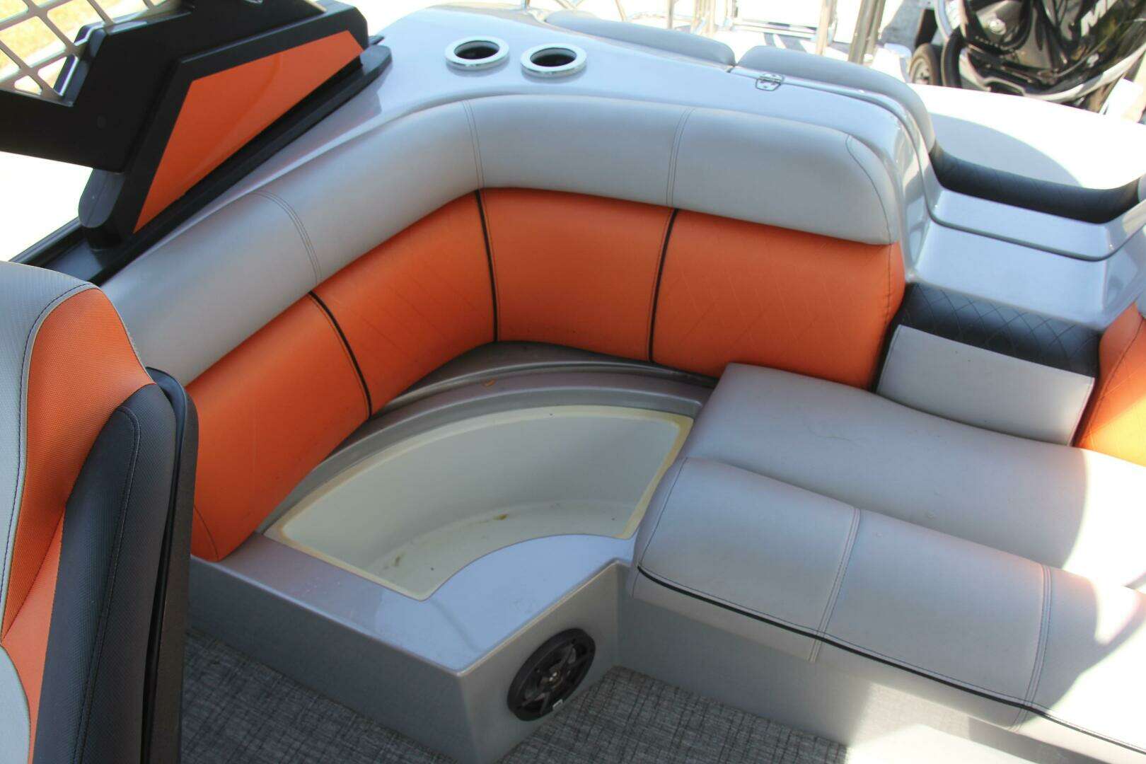 2021 Berkshire 25 Sport CL - Image 49