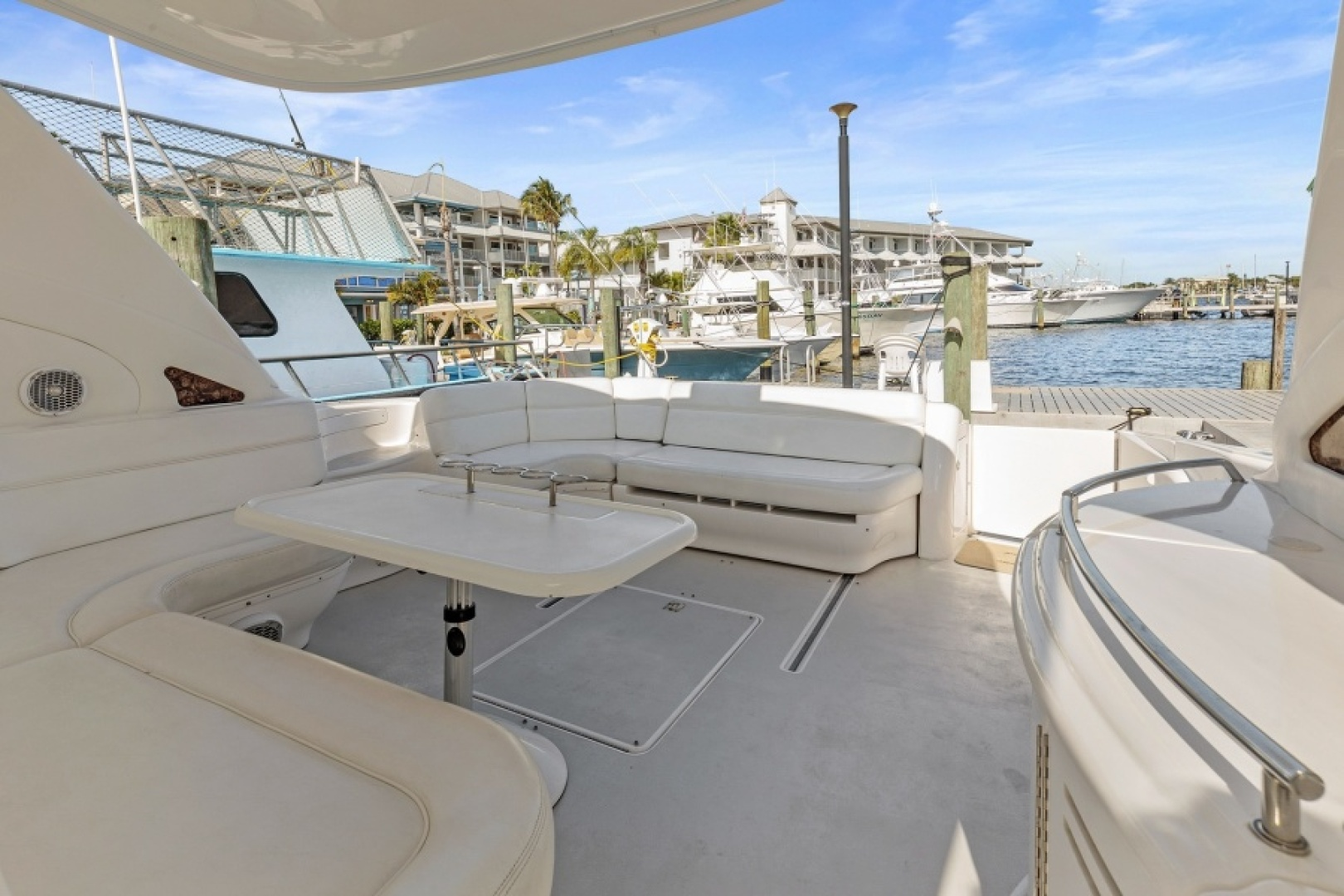 2002 Sea Ray 550 Sundancer - Image 7