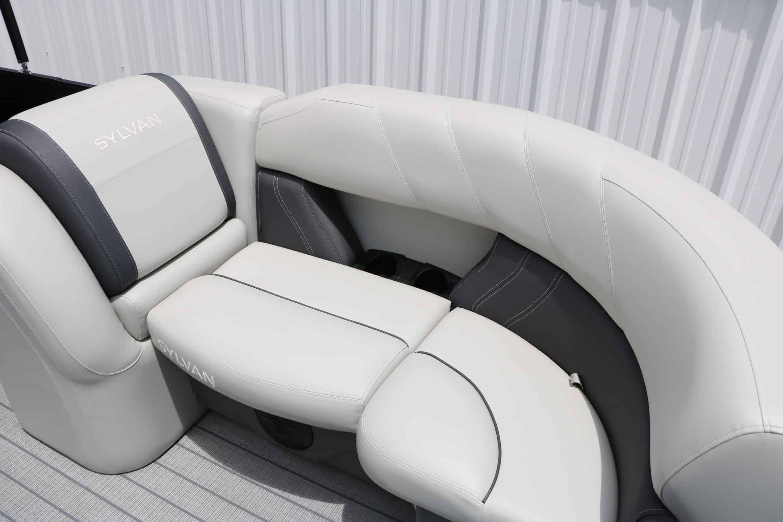 2026 Sylvan Mirage 820 CLZ DH Premium Pontoon Includes Custom Trailer - 22