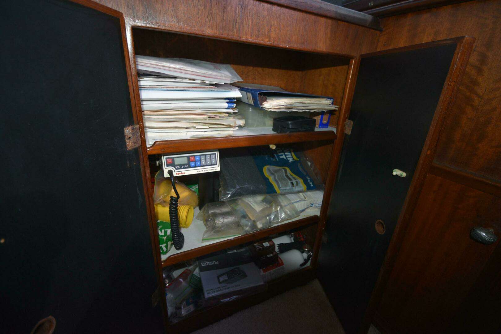 1978 Hatteras 46 Convertible - Image 27