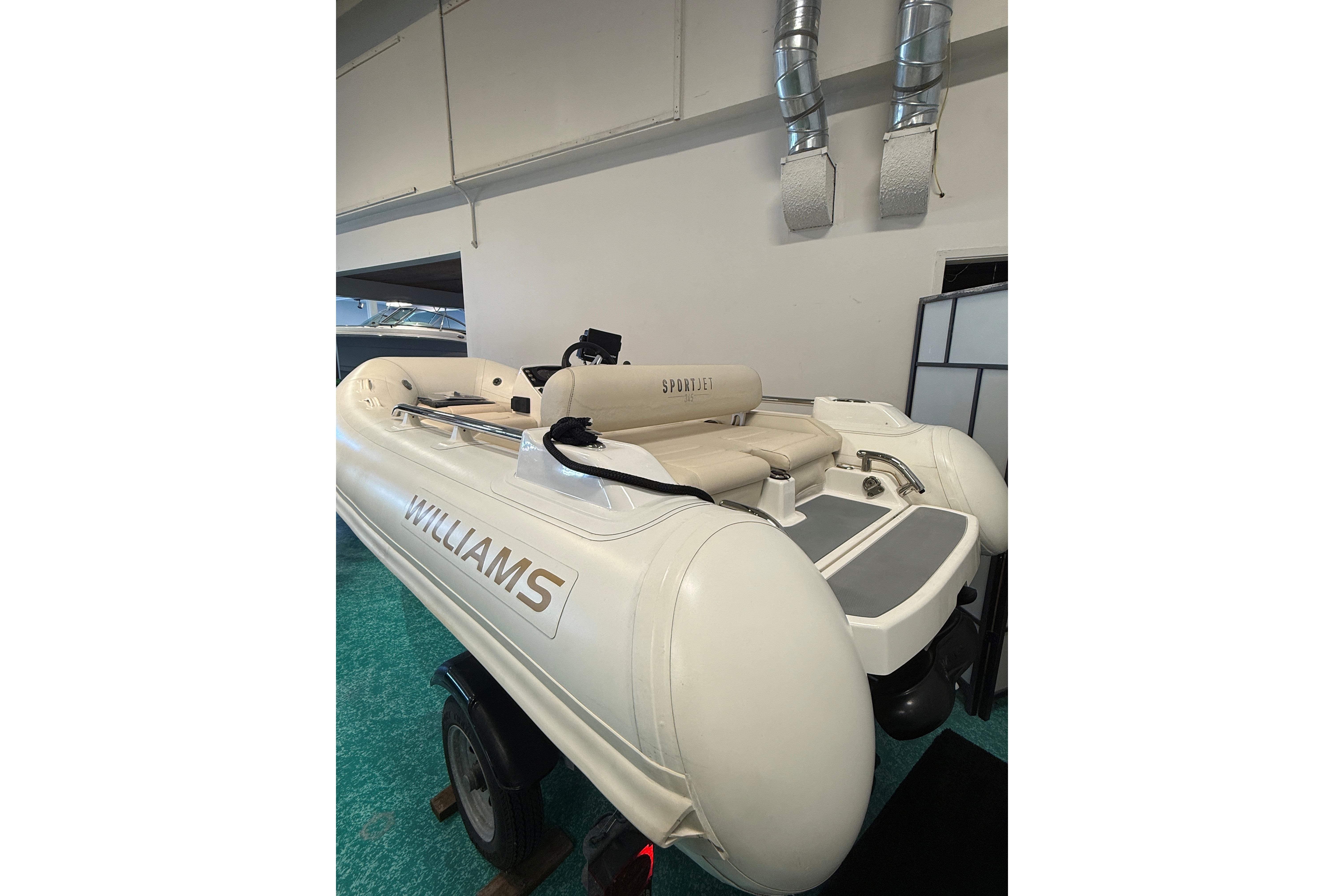 2021 Williams Jet Tenders Sportjet 345