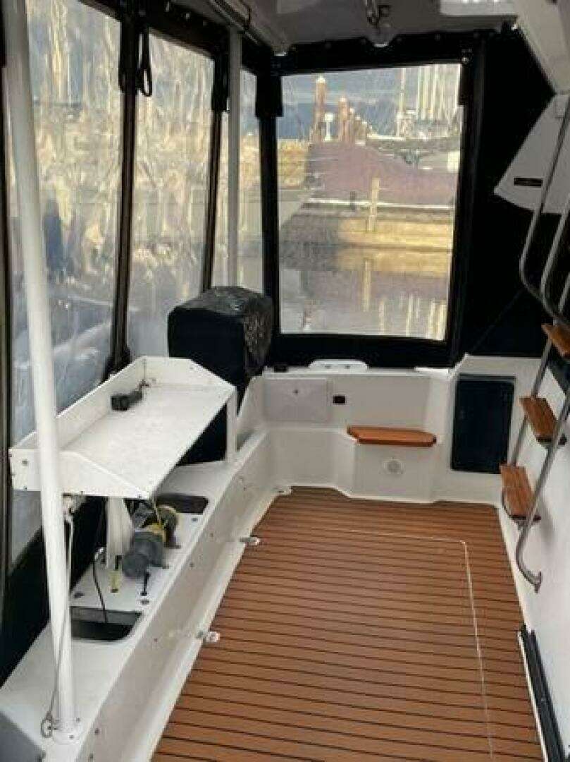 1991 Bayliner — - Image 9