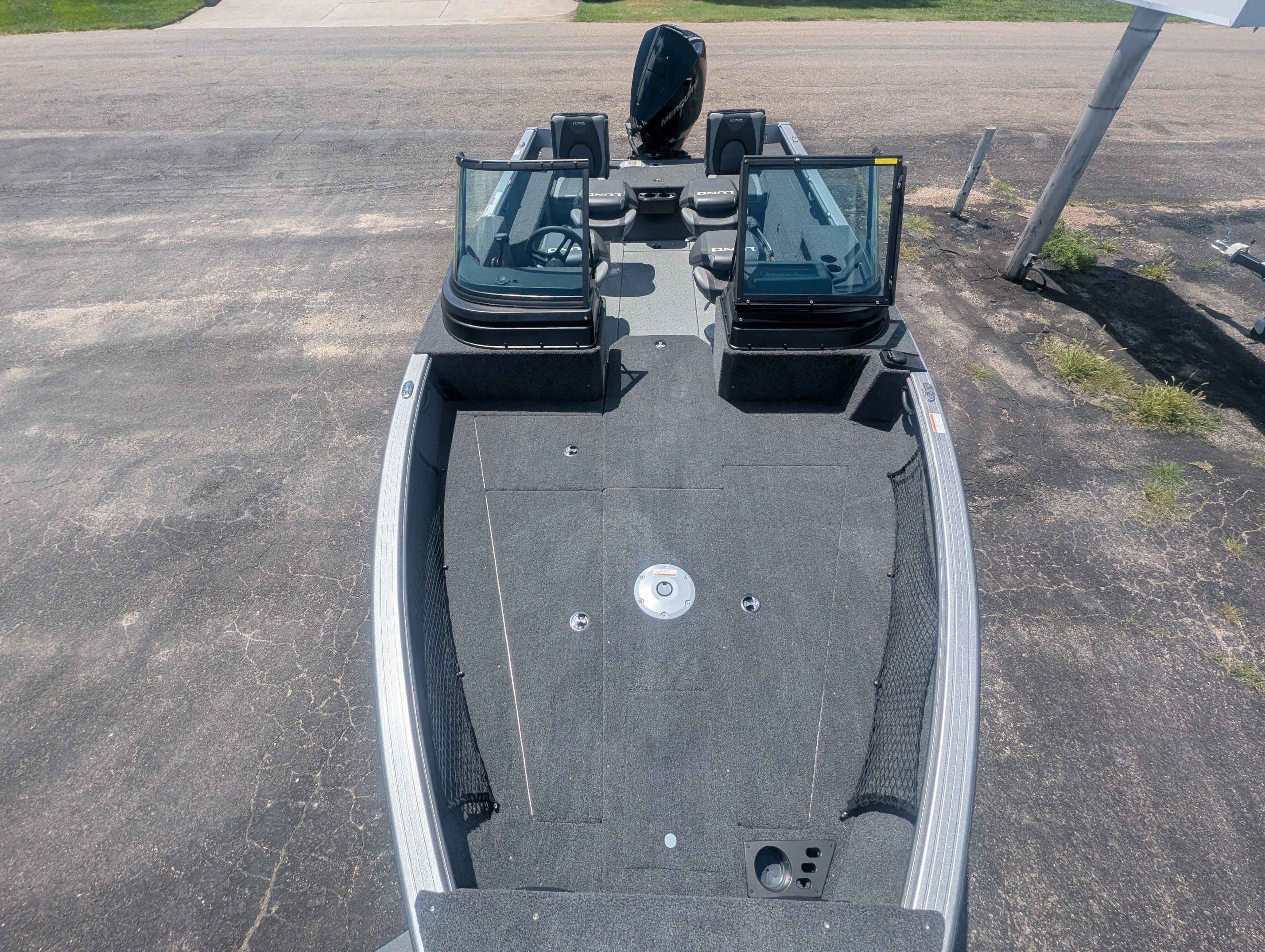 2026 Lund 2075 Impact XS Arctic White In stock waconda boats