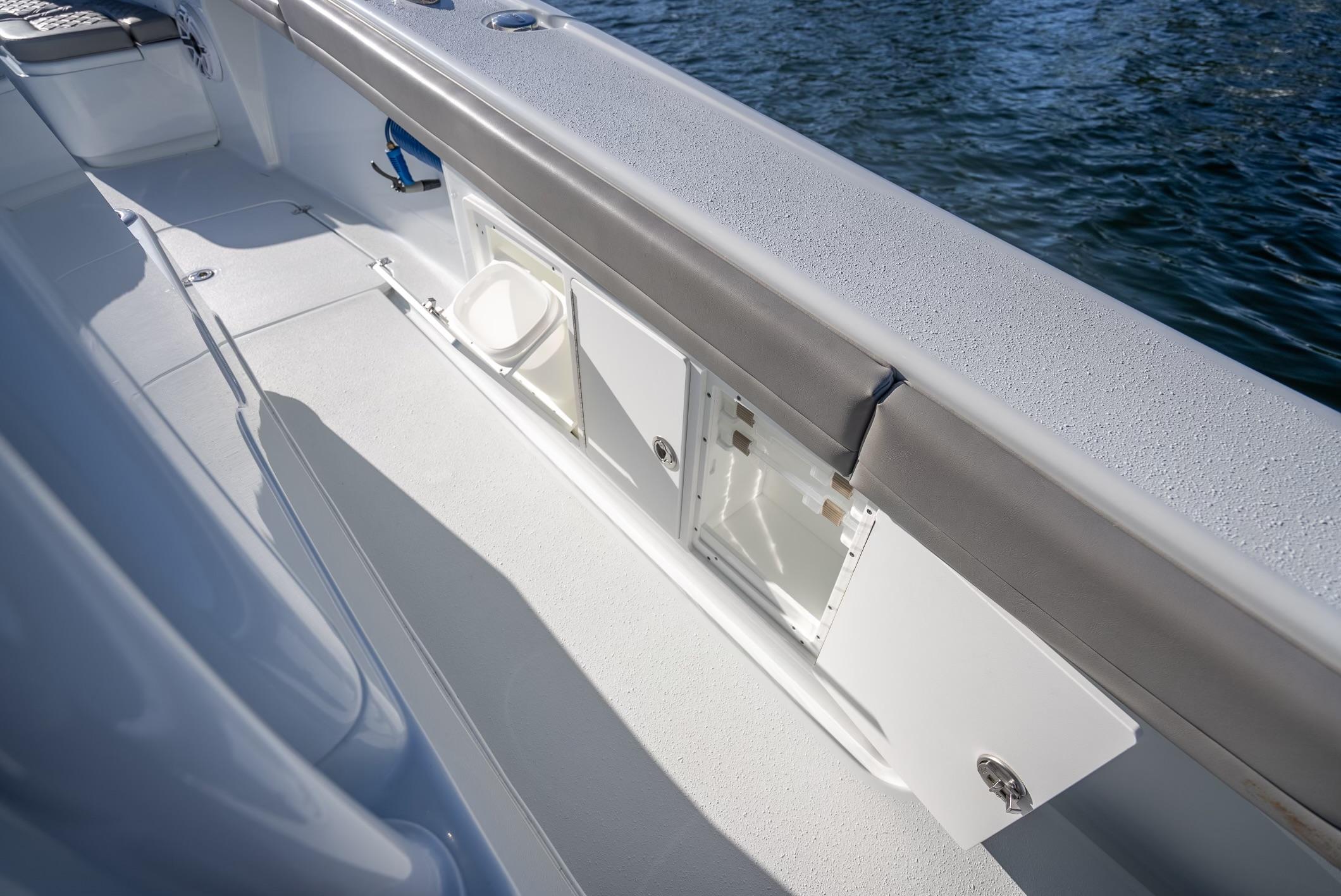 2023 Yellowfin 36 Offshore - 59