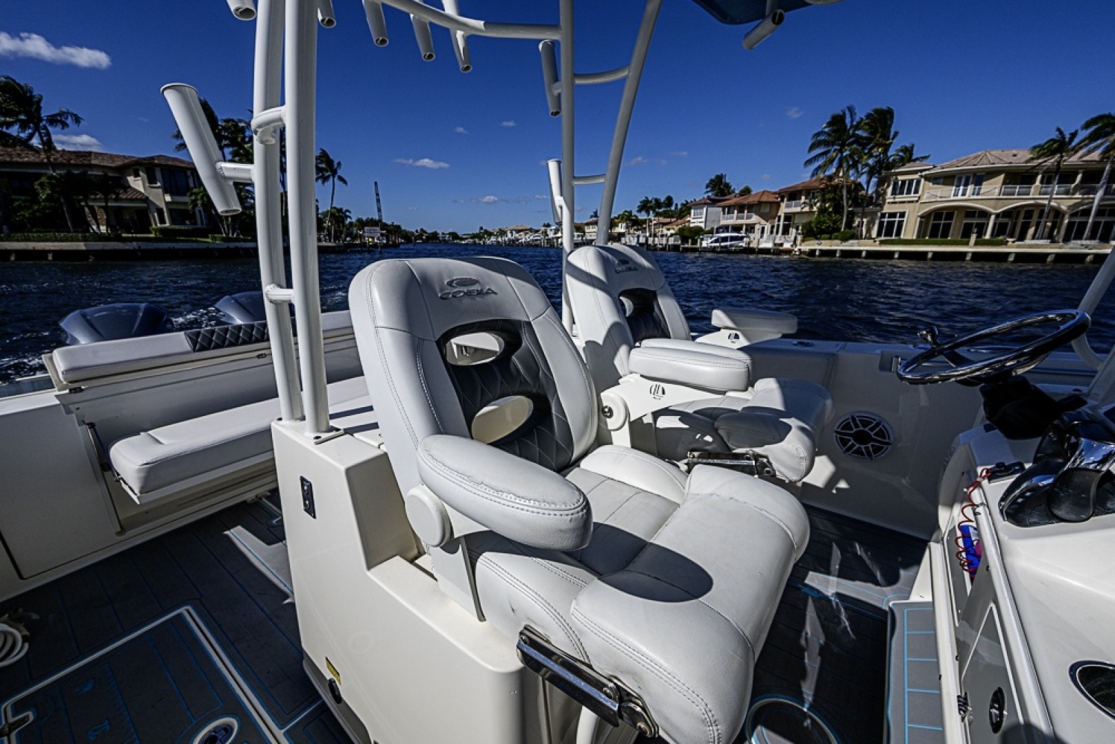 2021 Cobia 320 CC - Image 24
