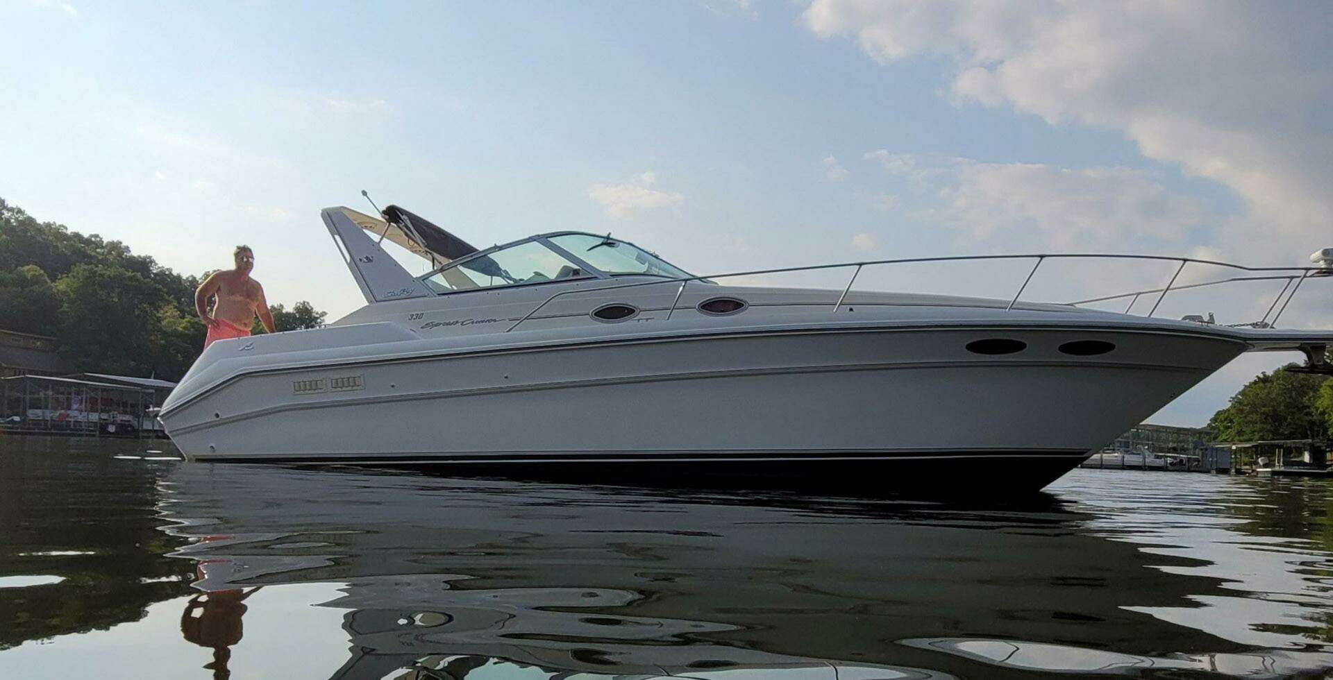1994 Sea Ray 330 Express Cruiser - Image 29