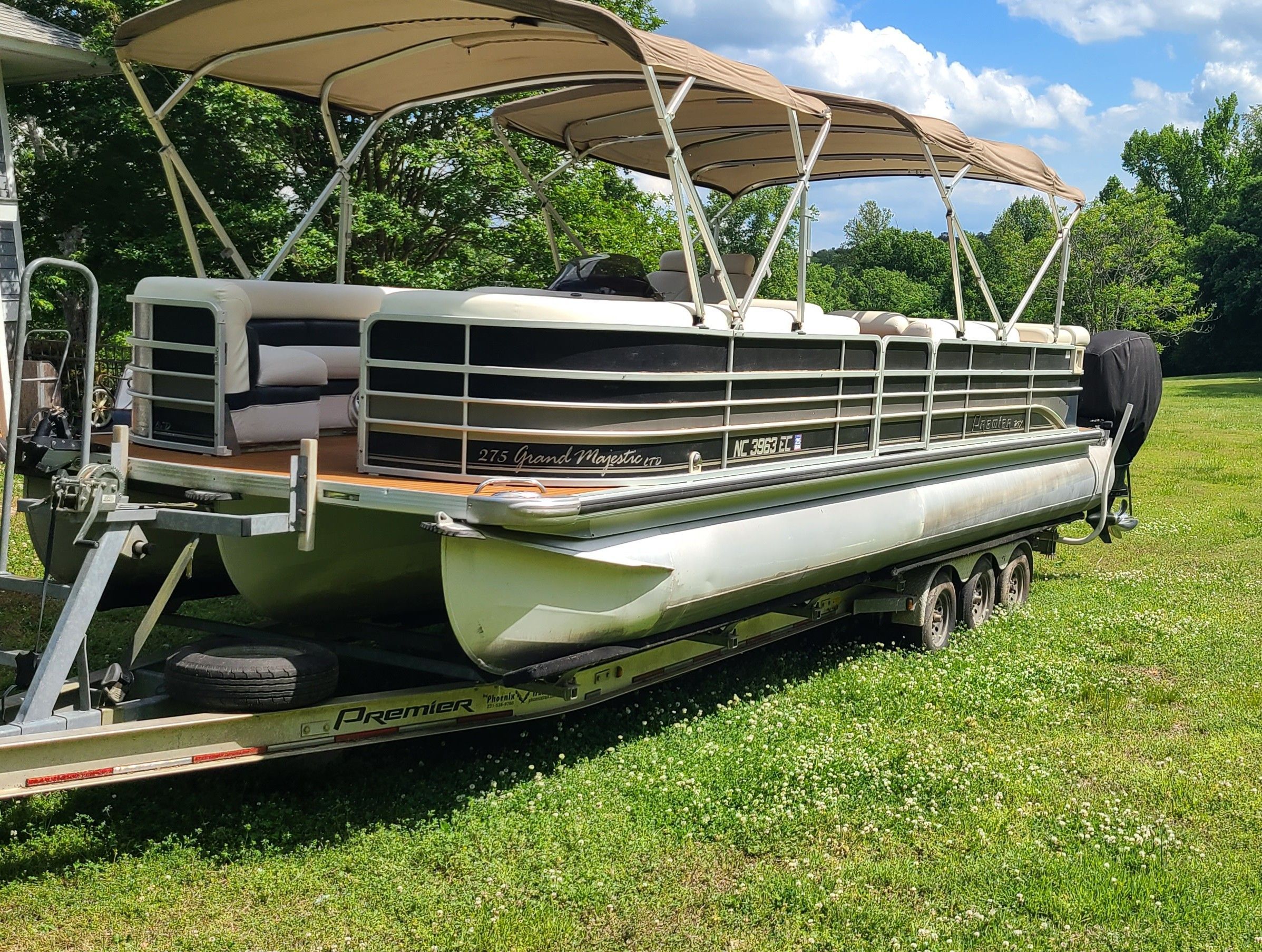 2009 Premier 275 Grand Majestic LTD