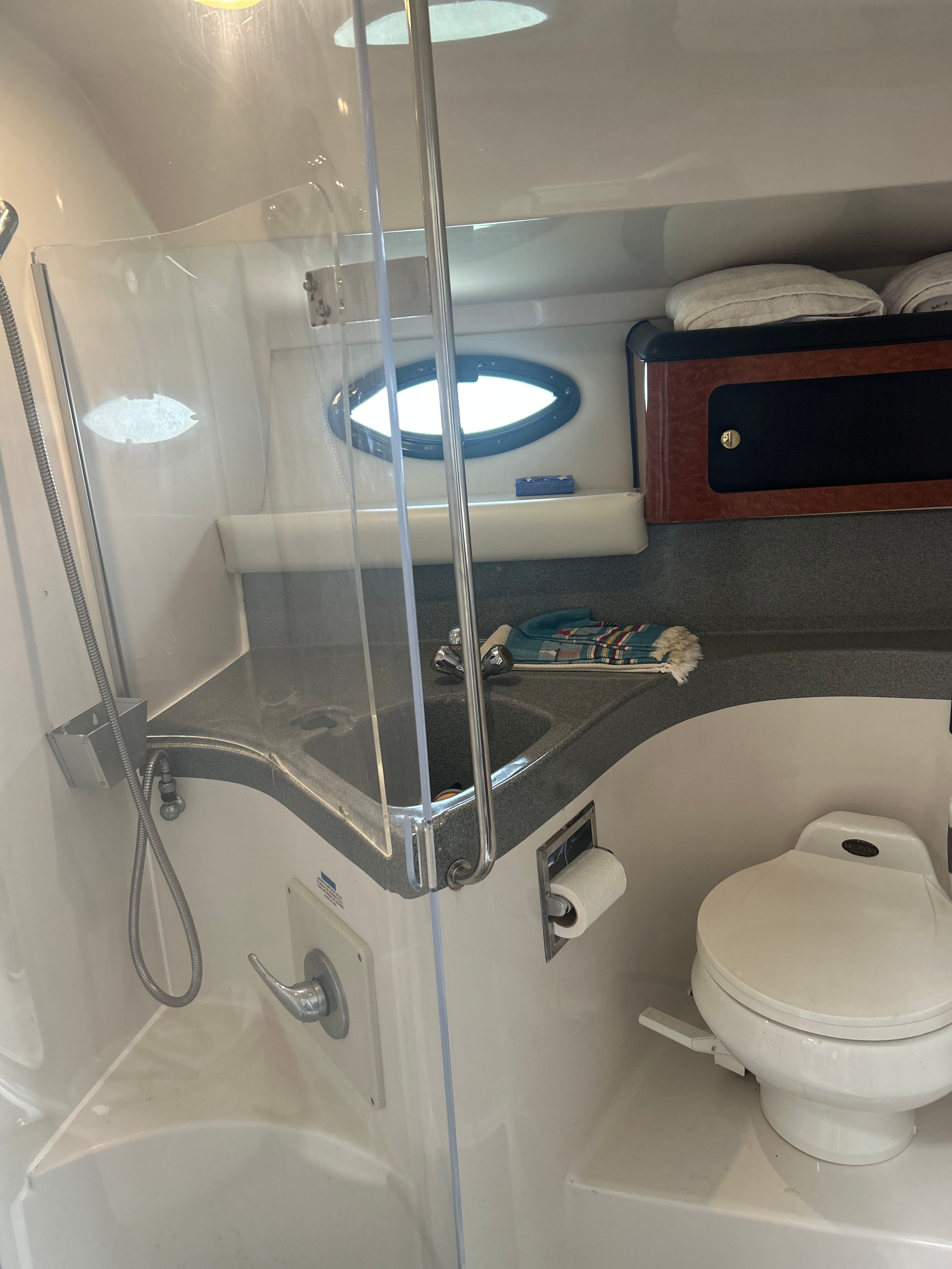 2002 Wellcraft 3700 Martinique - 8