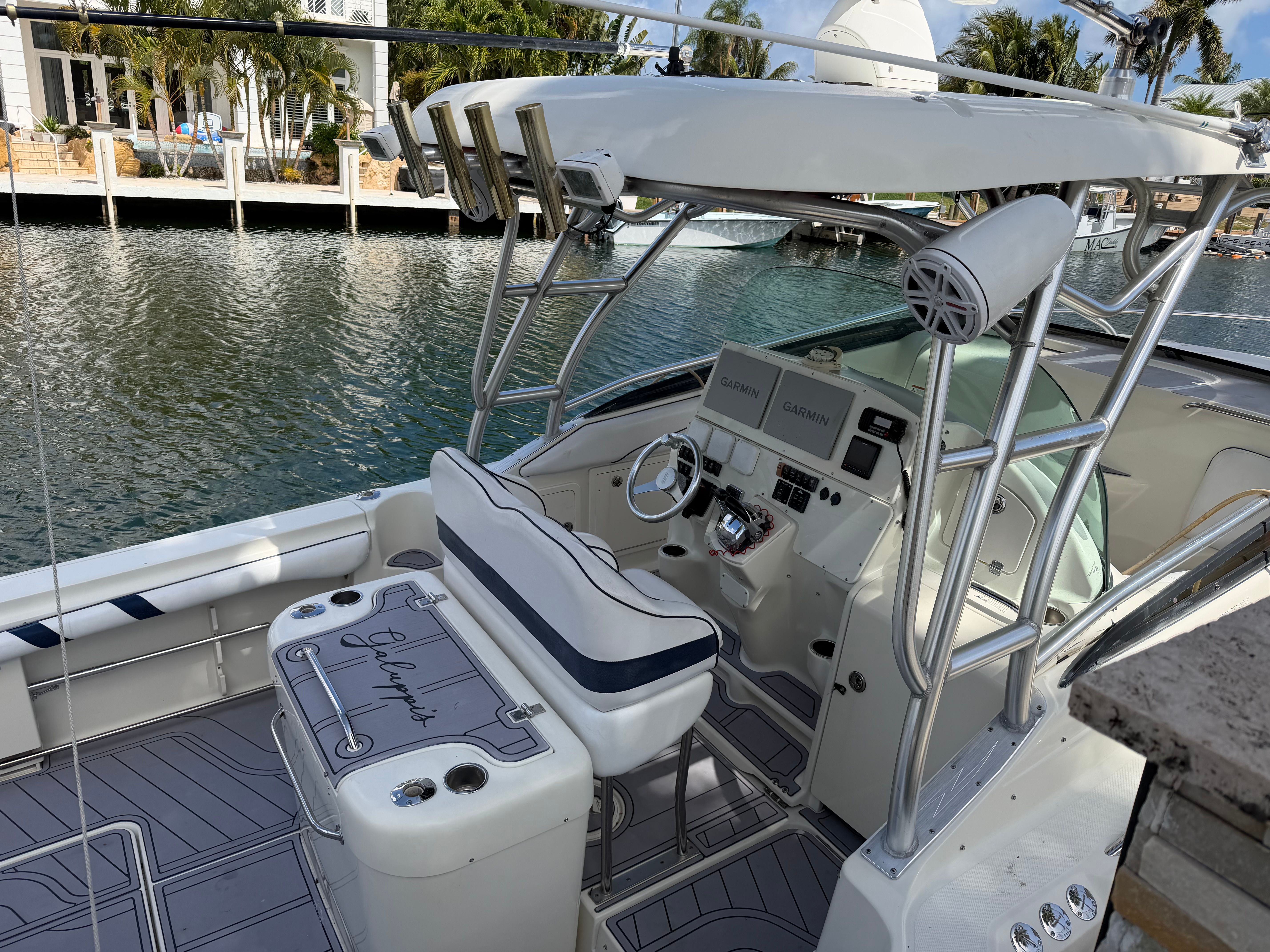 2005 Hydra-Sports Vector 3300 VX