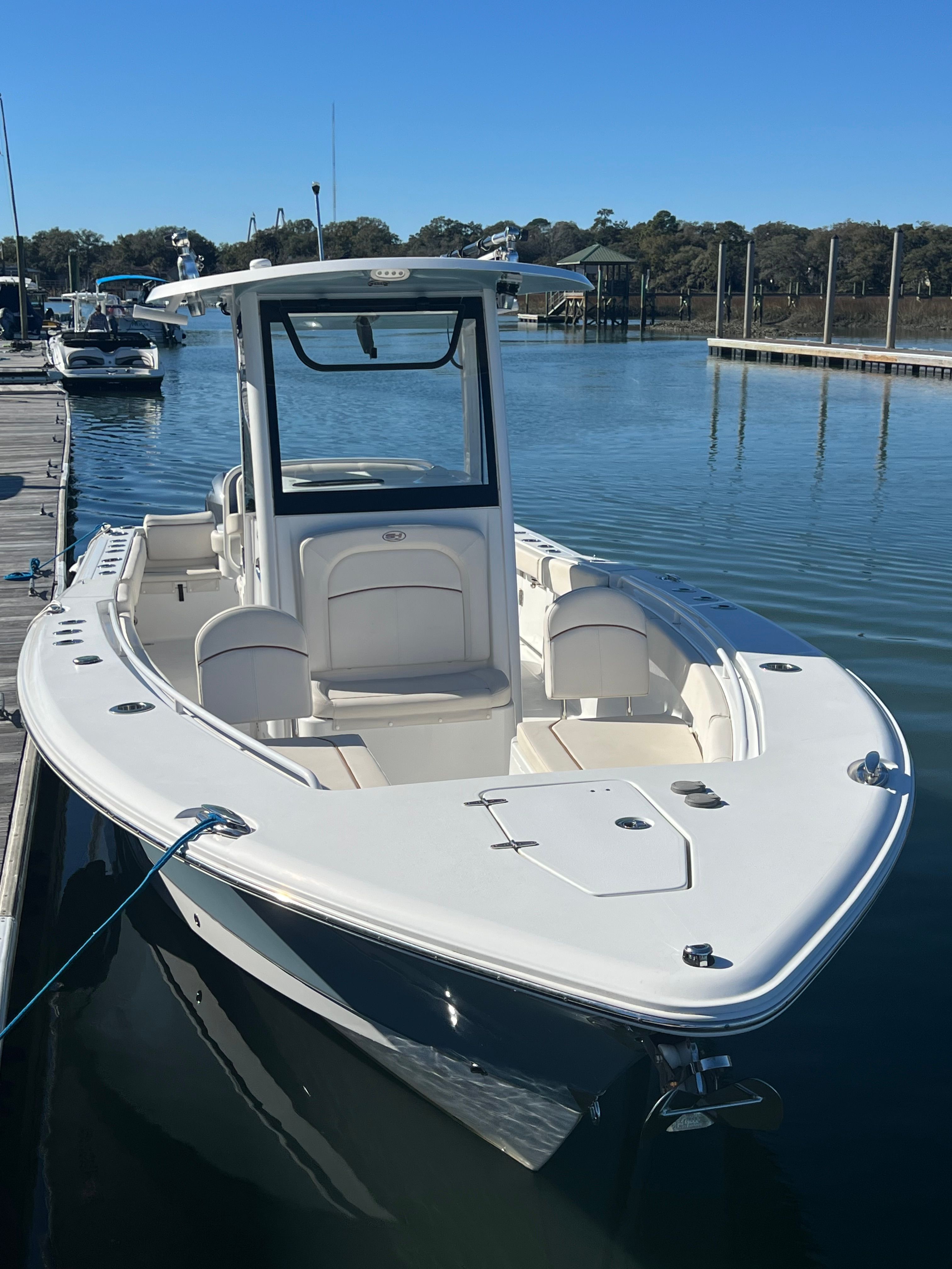 2022 Sea Hunt Gamefish 27 Forward Seating - 6