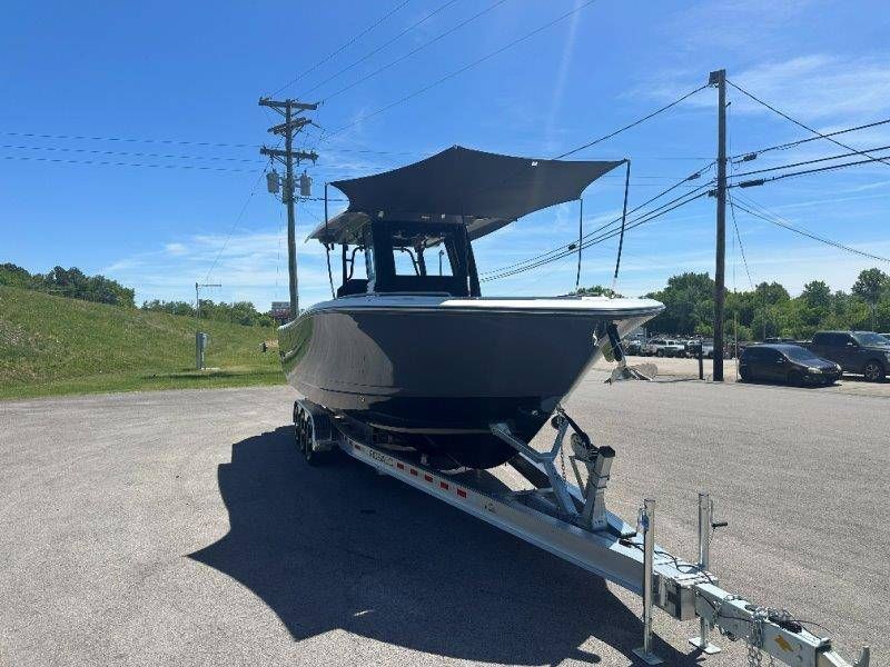 2026 Robalo R300 Center Console - 71