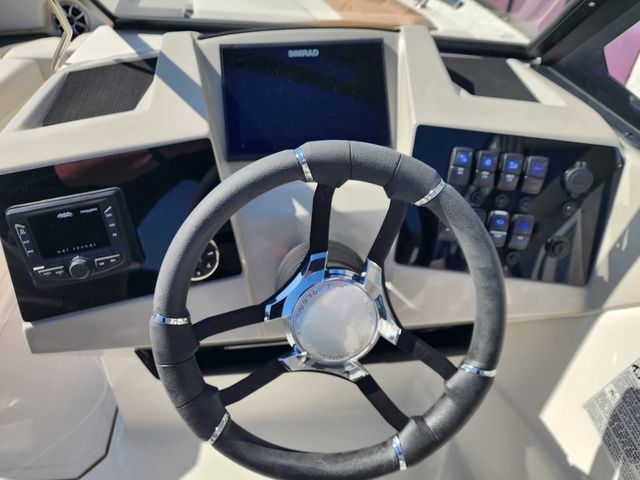 2025 Starcraft SVX 210 08 - 8