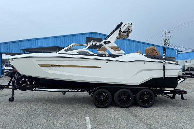 2026 MasterCraft X24