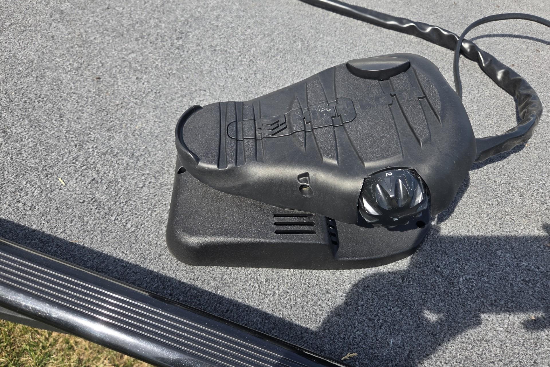 Foot pedal control on 2024 TRACKER MARINE CLASSIC XL boat deck.
