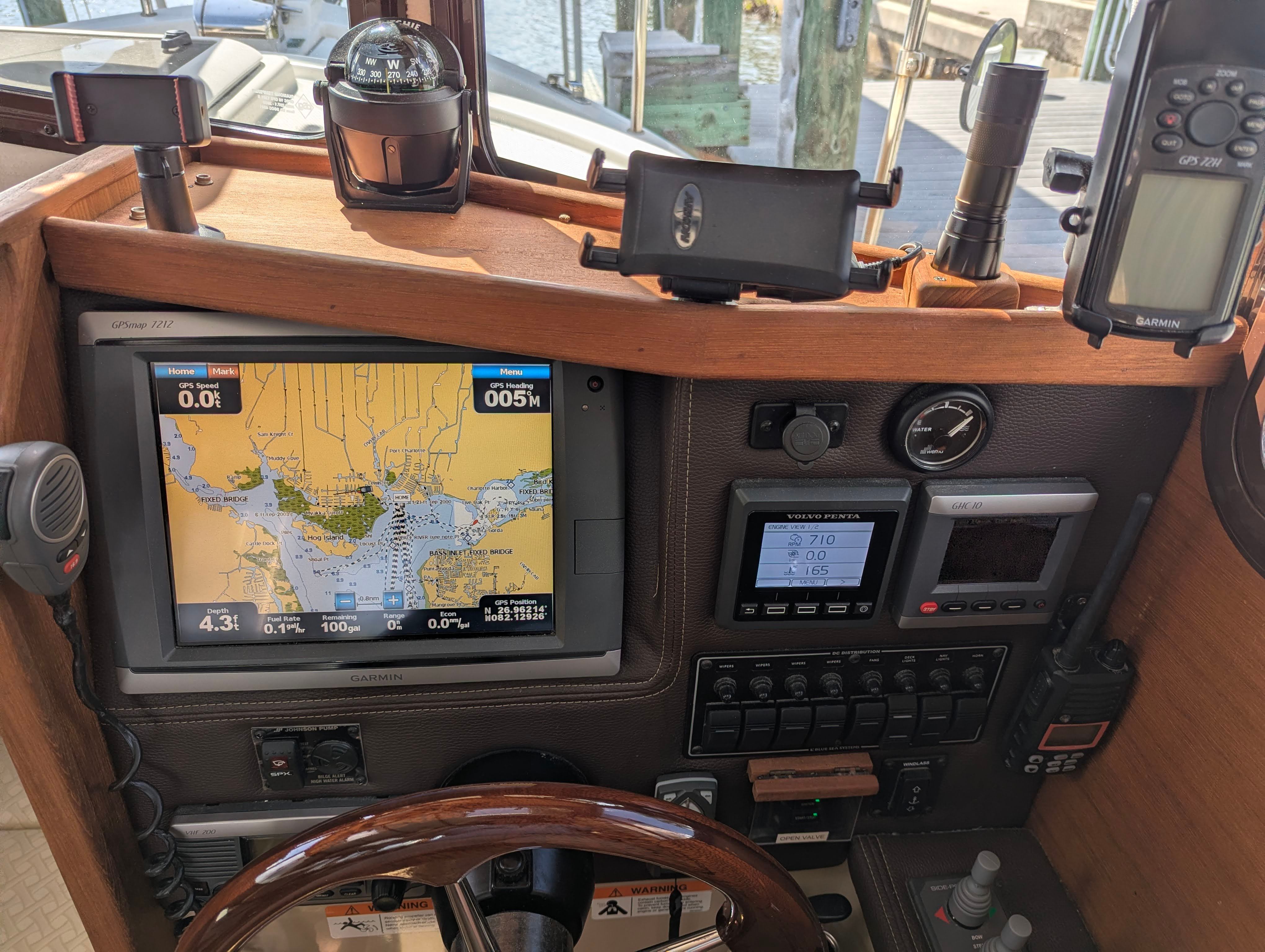 2014 Ranger Tugs R-27 - 89
